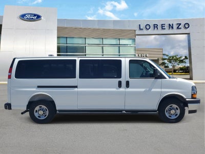 2025 Chevrolet Express Passenger LT