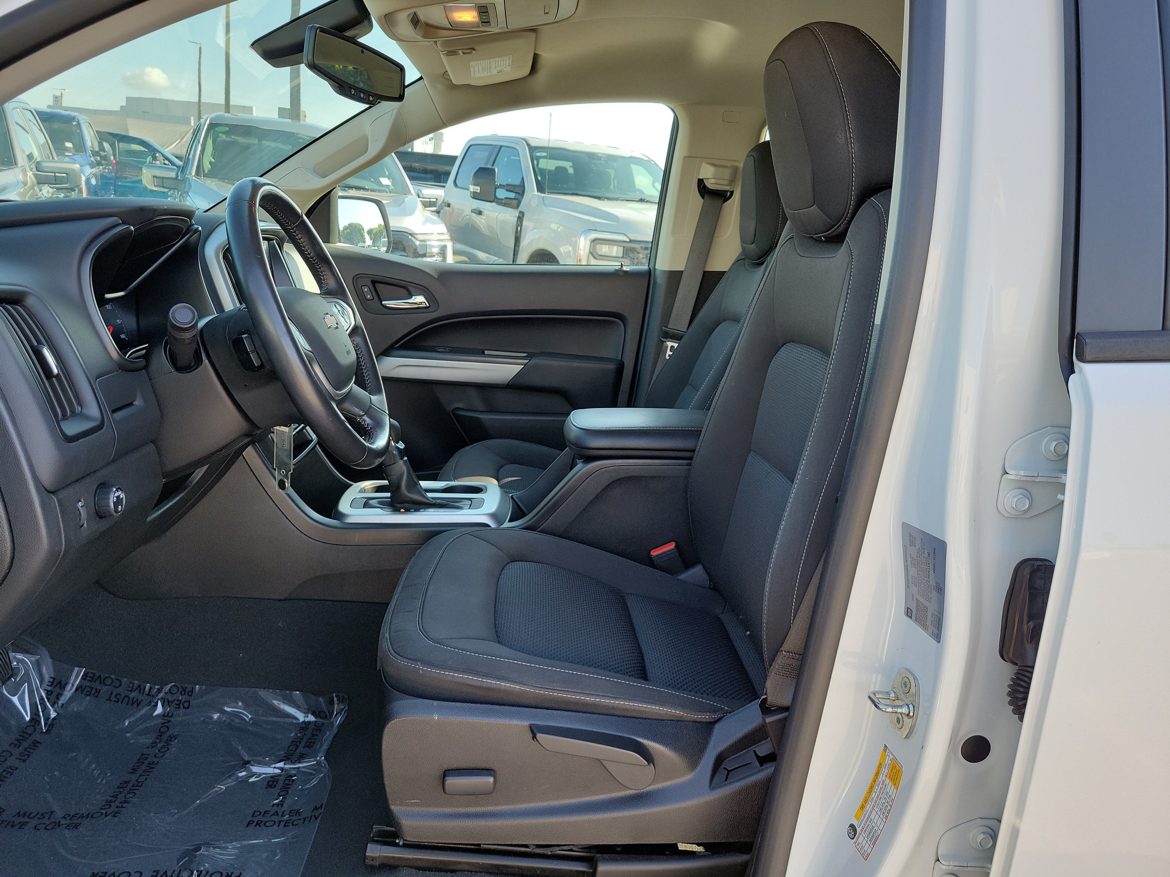 2022 Chevrolet Colorado 2WD LT