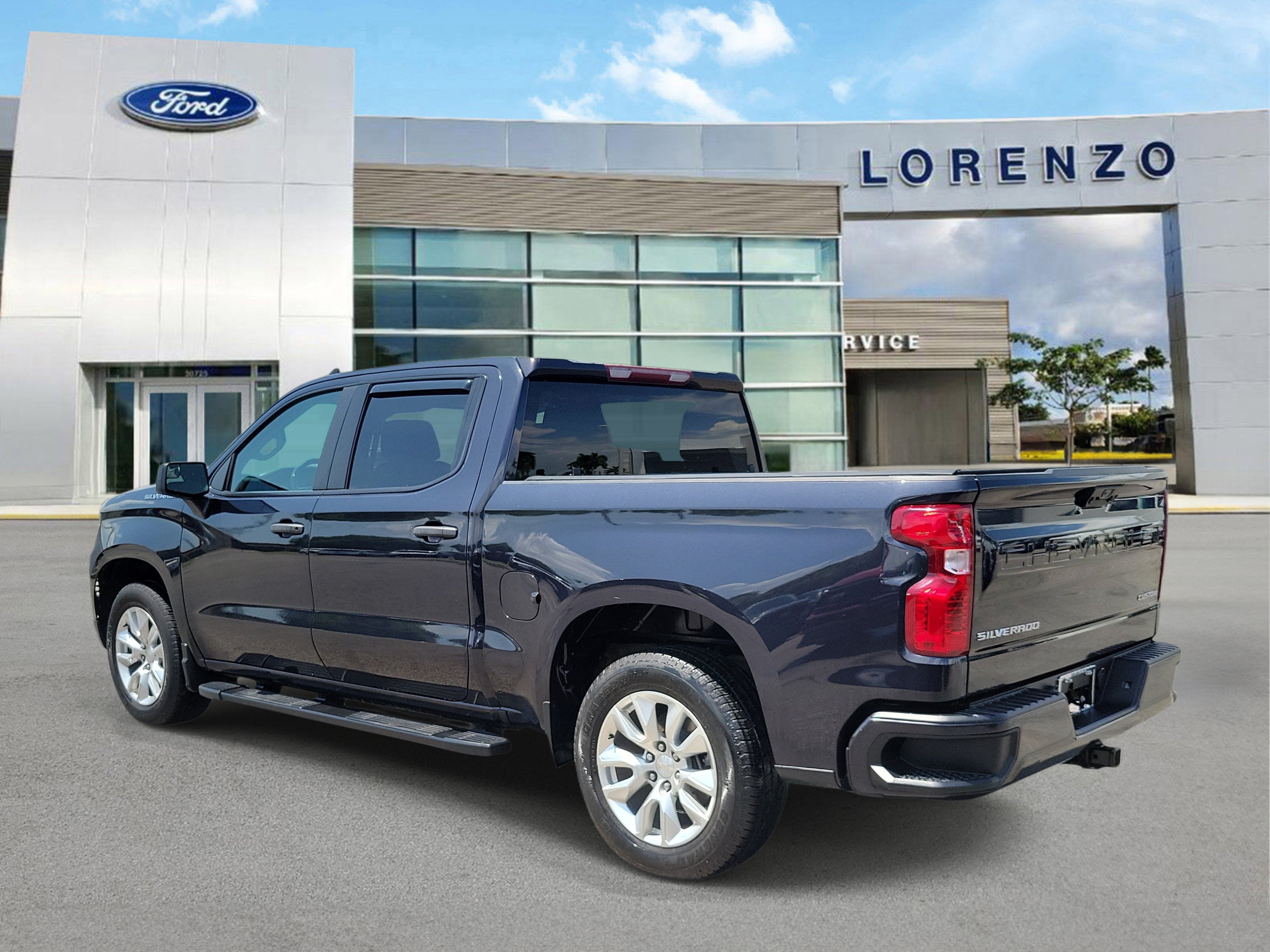 2023 Chevrolet Silverado 1500 Custom