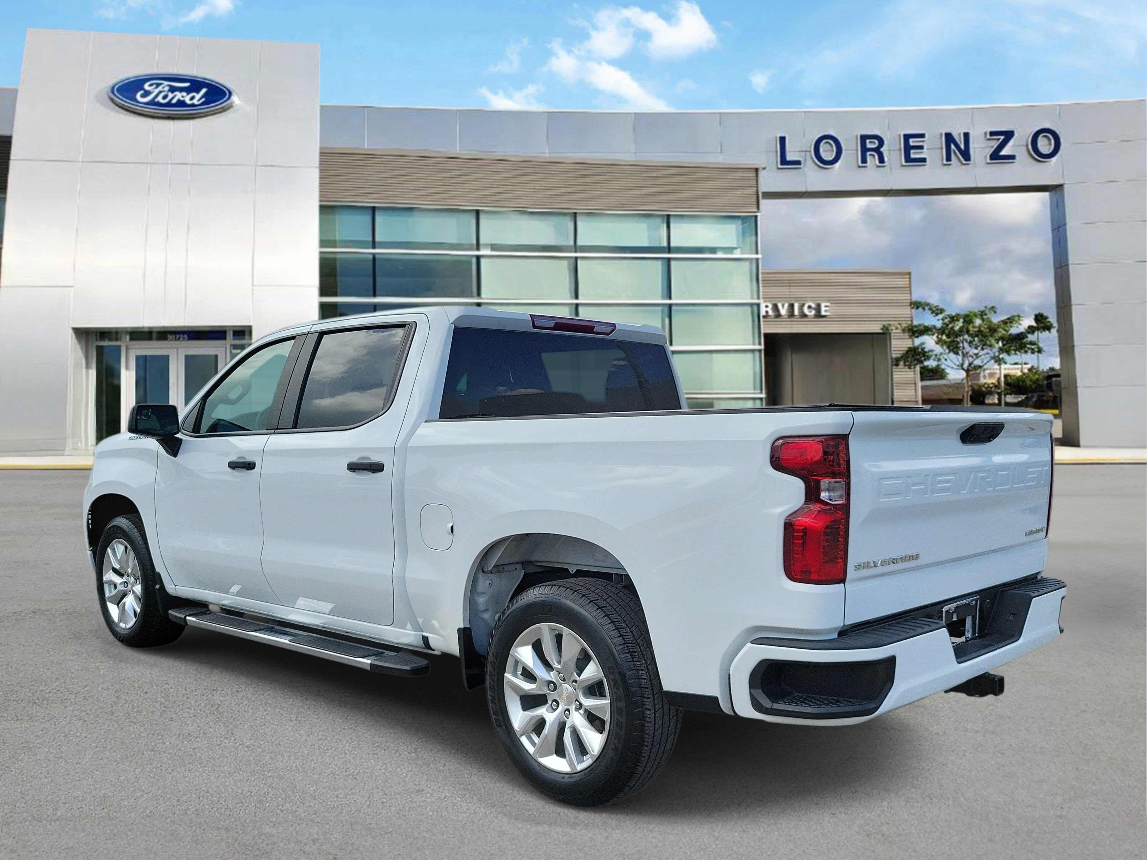 2024 Chevrolet Silverado 1500 Custom