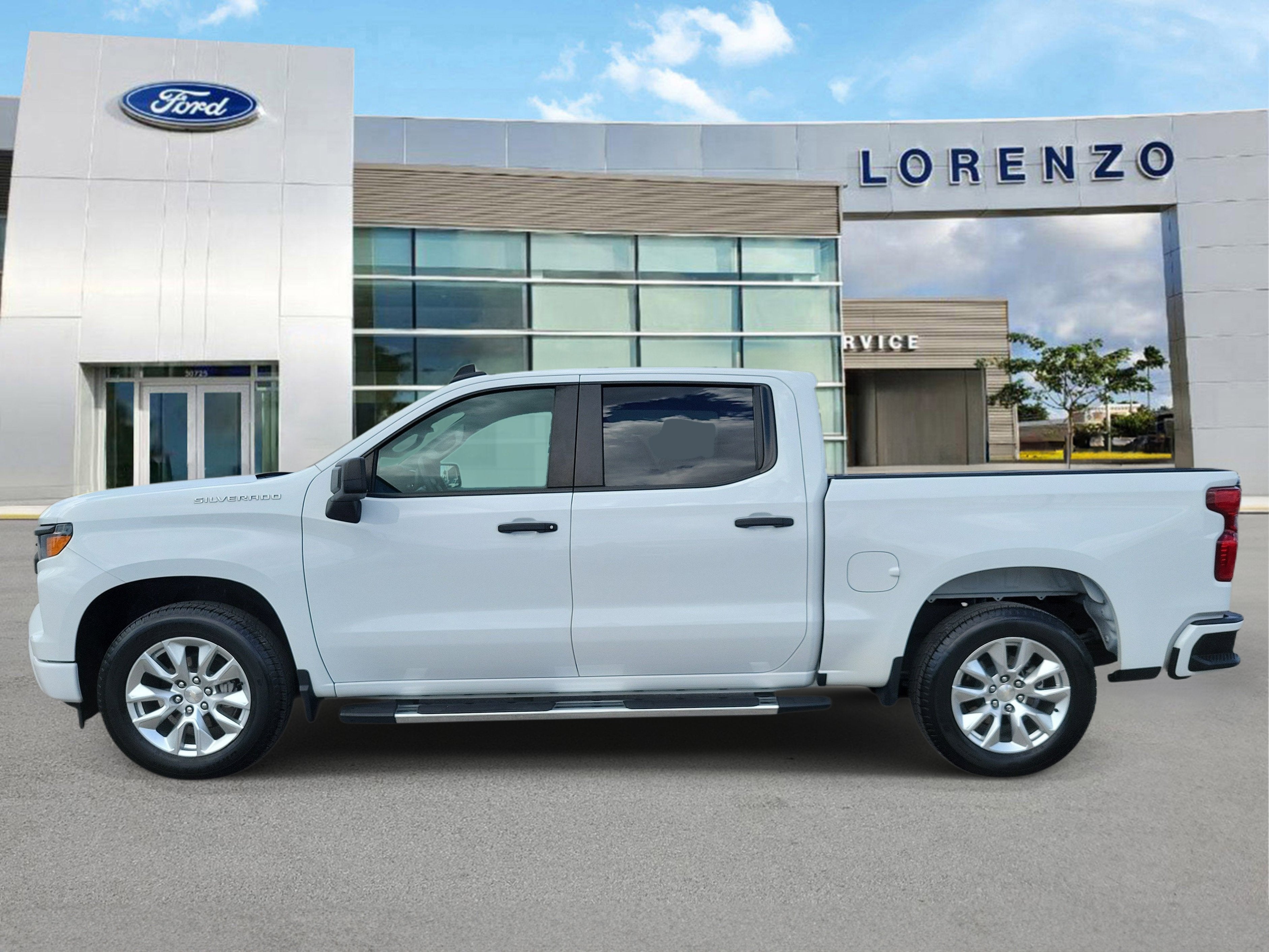 2024 Chevrolet Silverado 1500 Custom