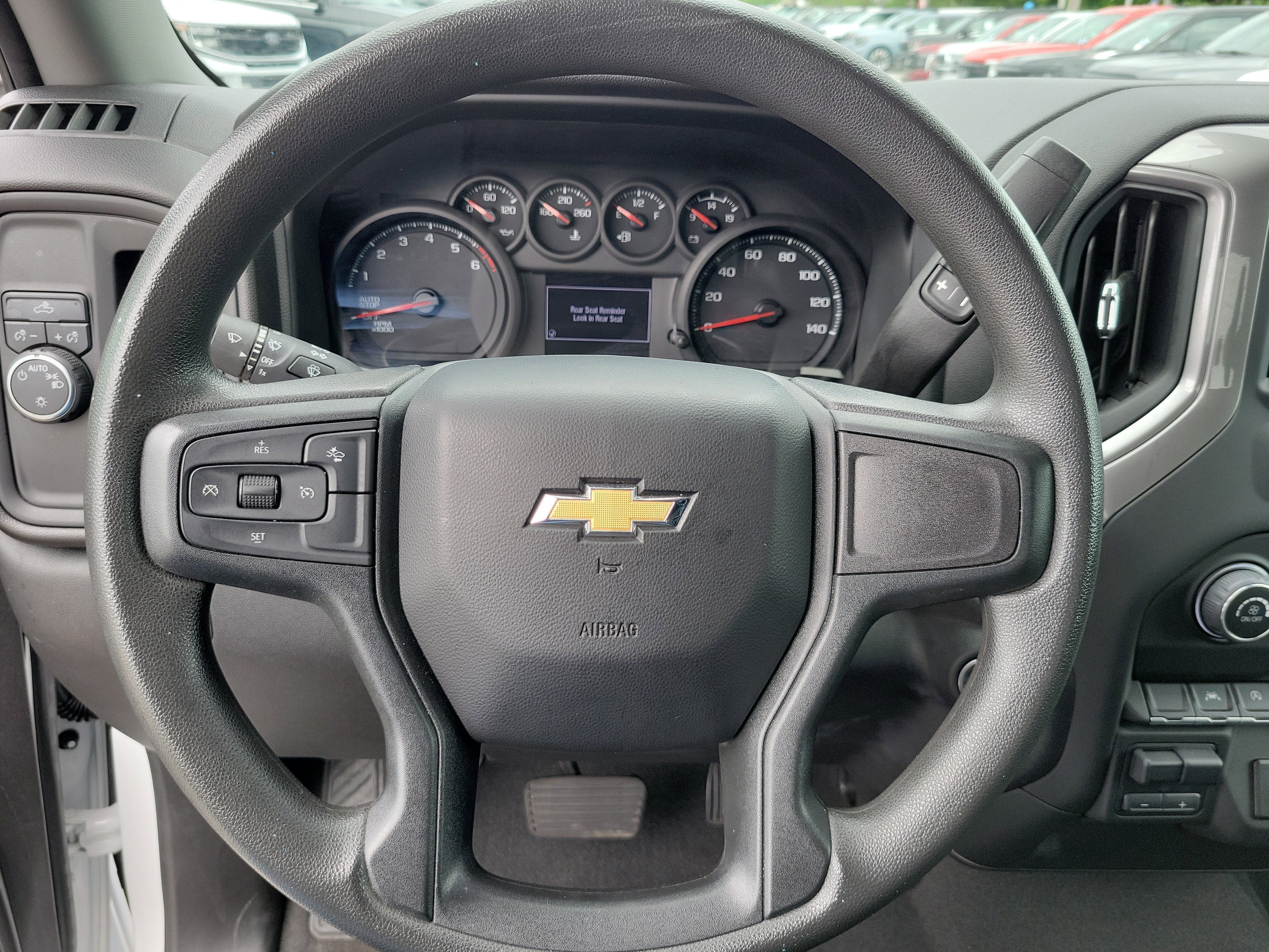 2024 Chevrolet Silverado 1500 Custom