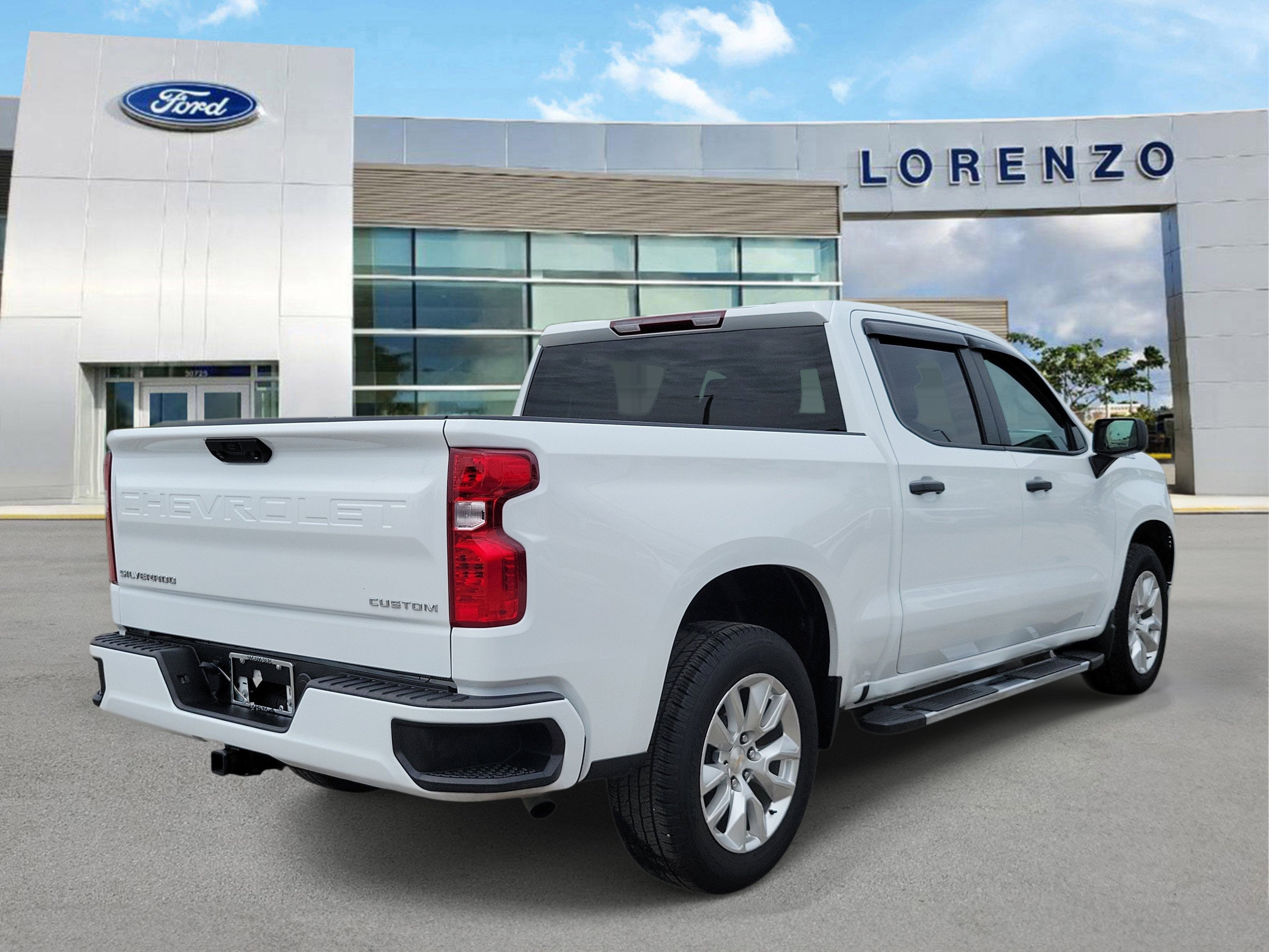 2024 Chevrolet Silverado 1500 Custom
