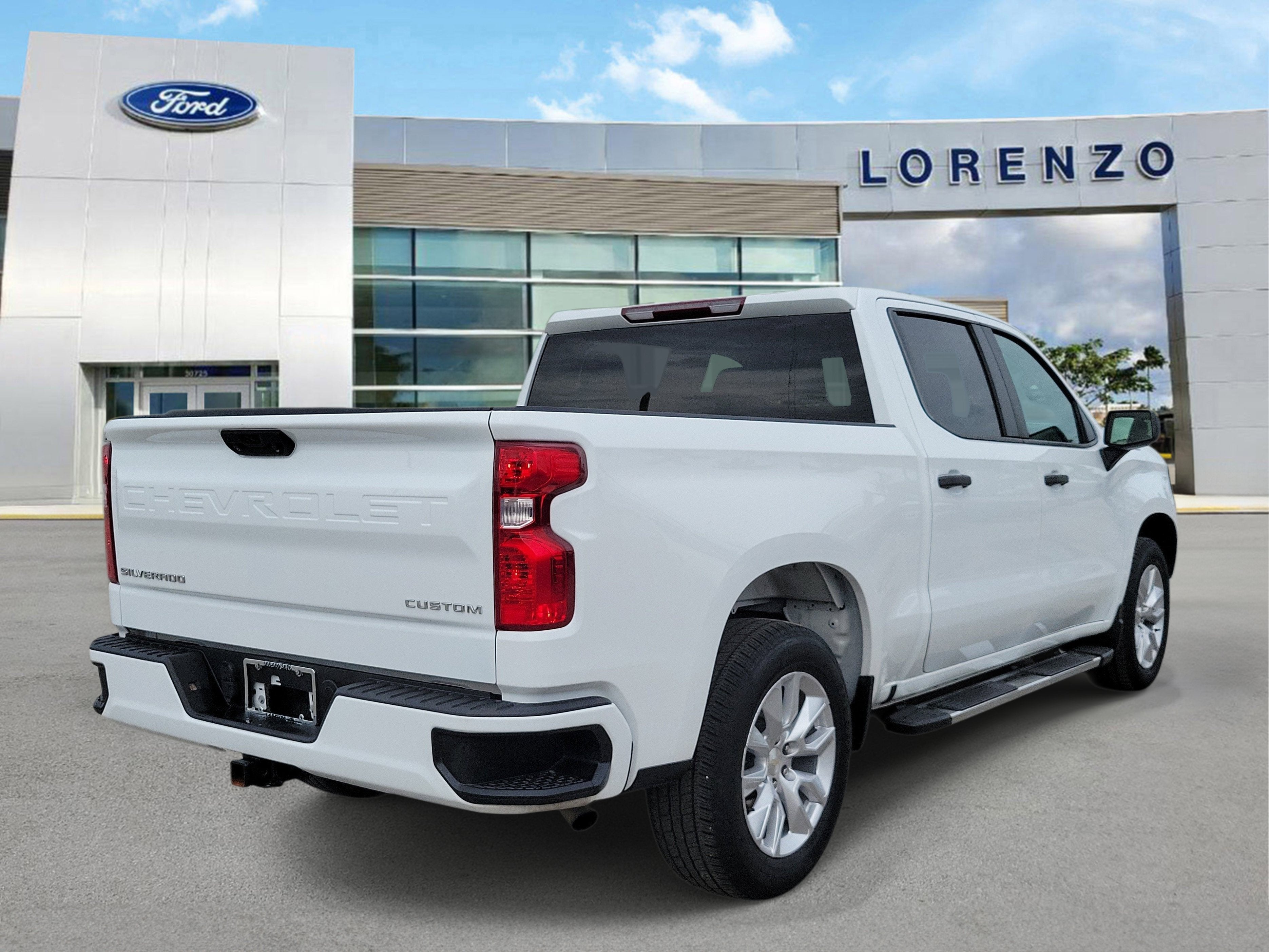 2022 Chevrolet Silverado 1500 Custom
