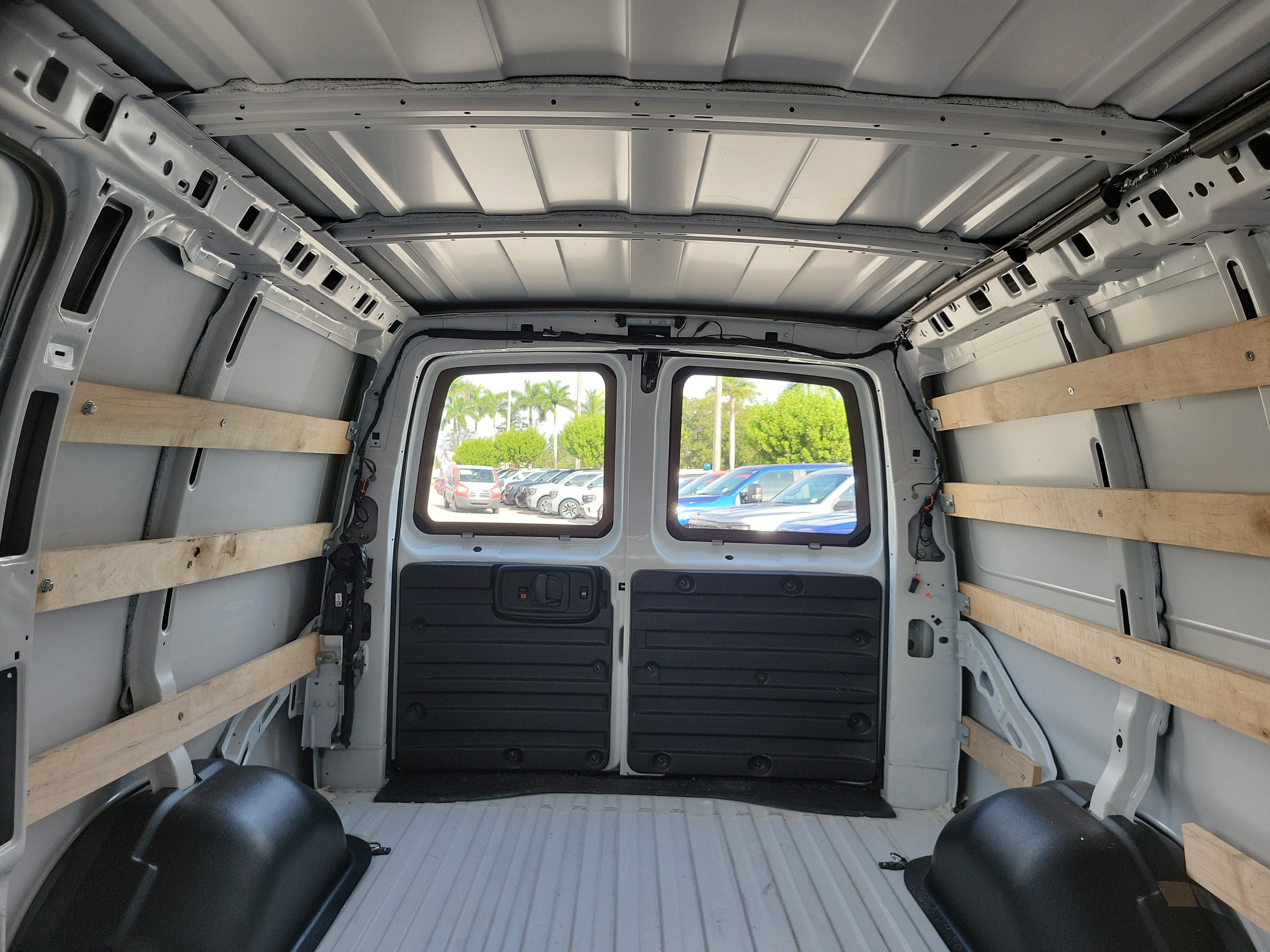2025 Chevrolet Express Cargo Van Work Van