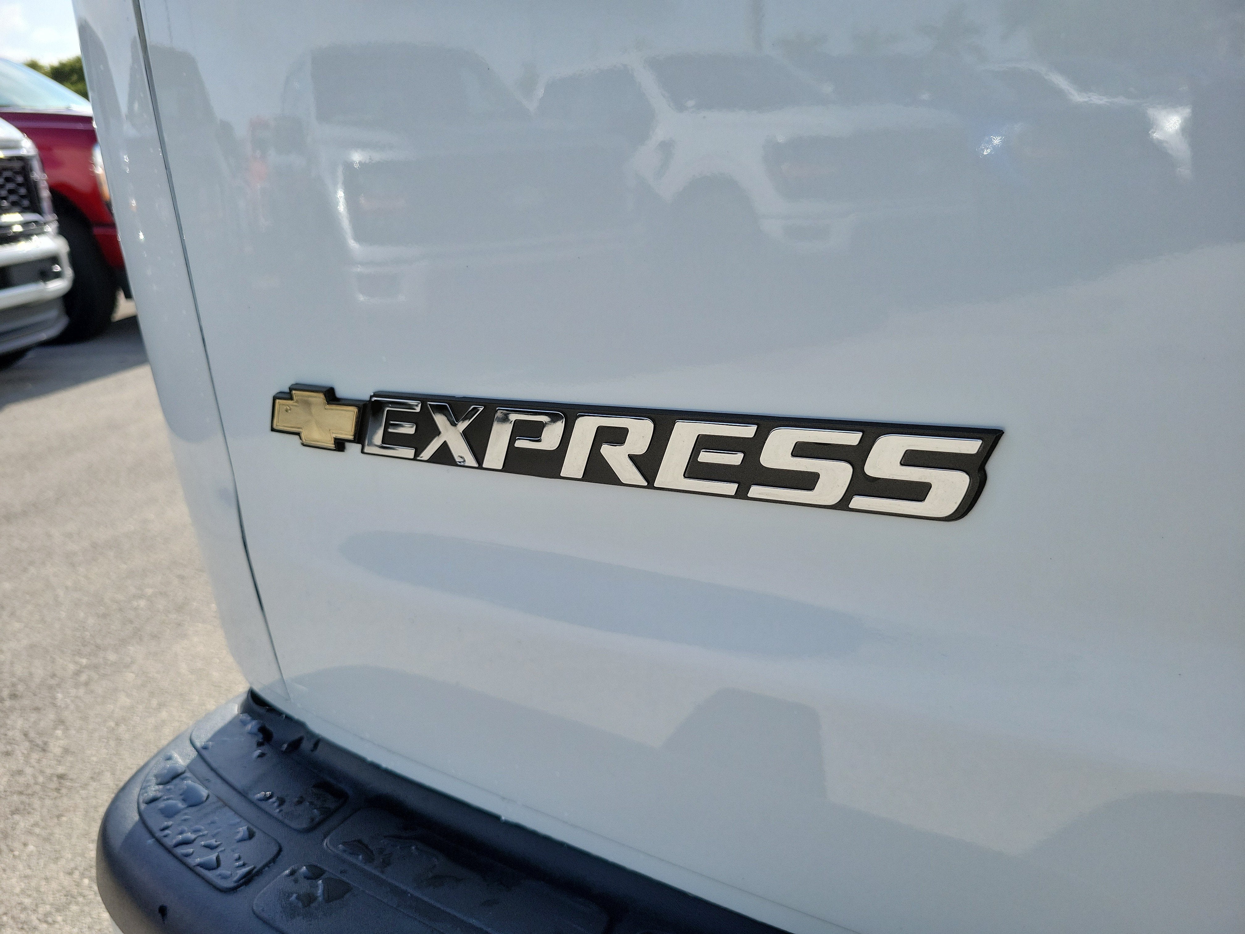 2025 Chevrolet Express Cargo Van Work Van