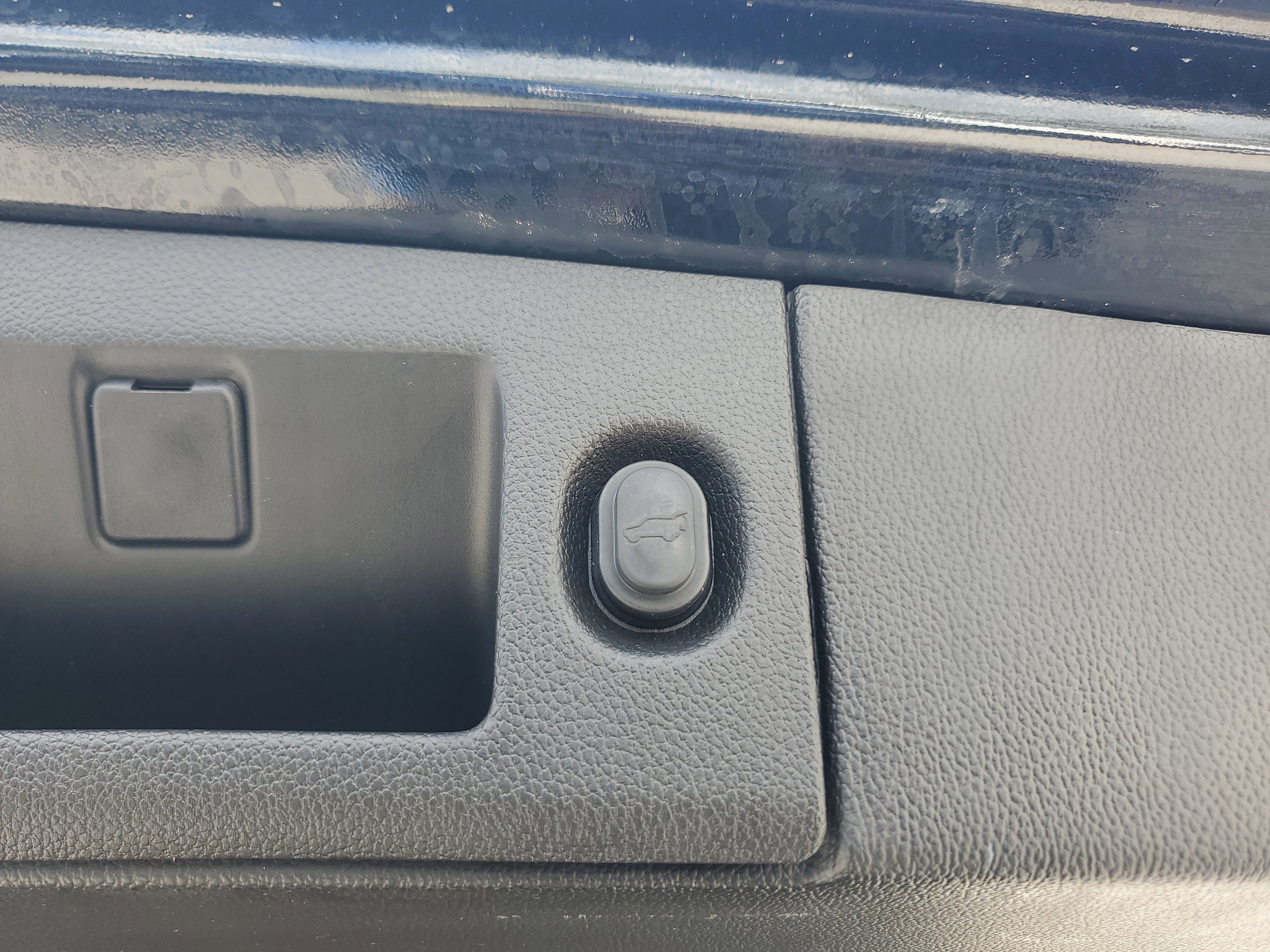 2020 GMC Yukon SLE