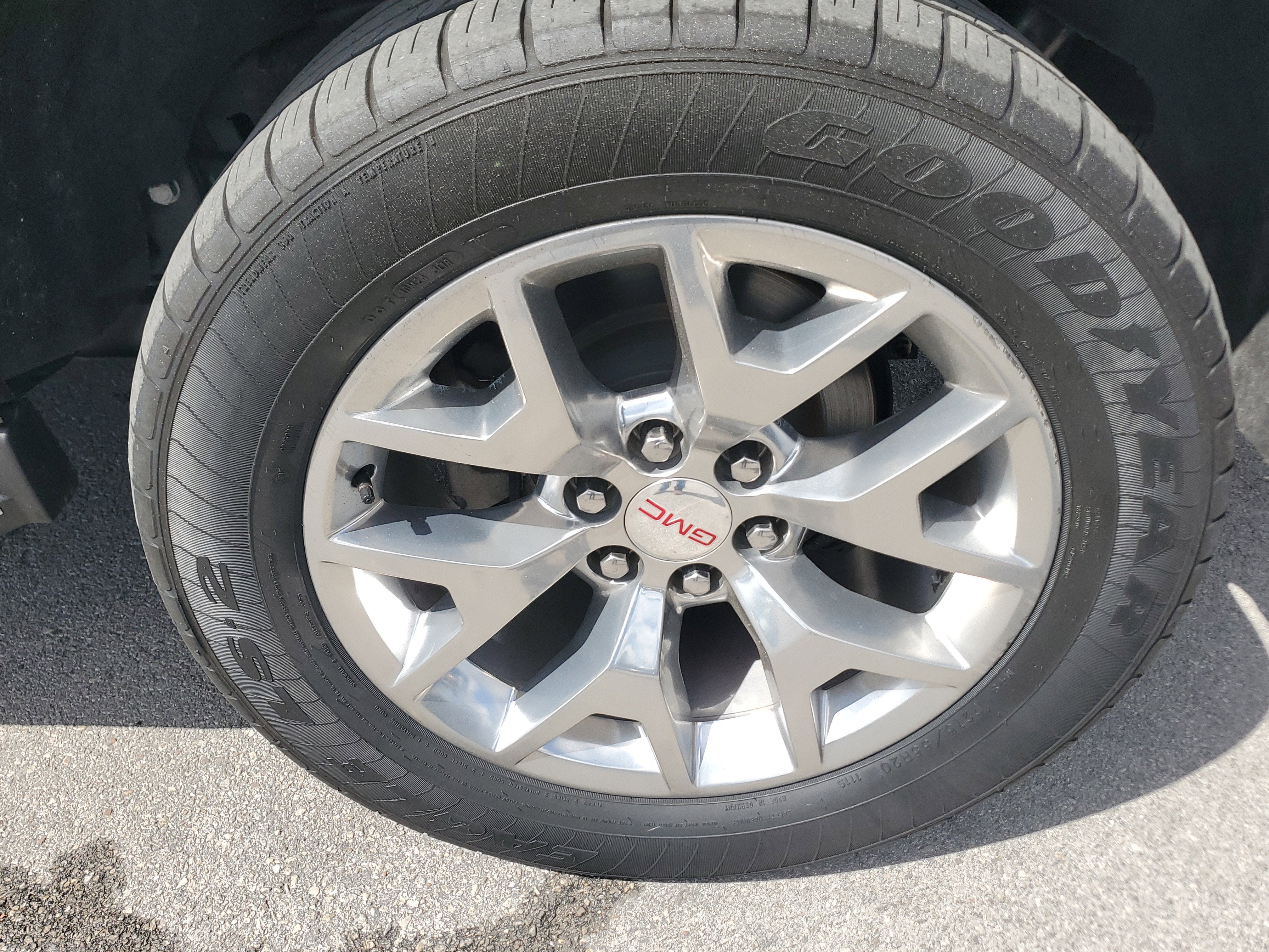 2020 GMC Yukon SLE