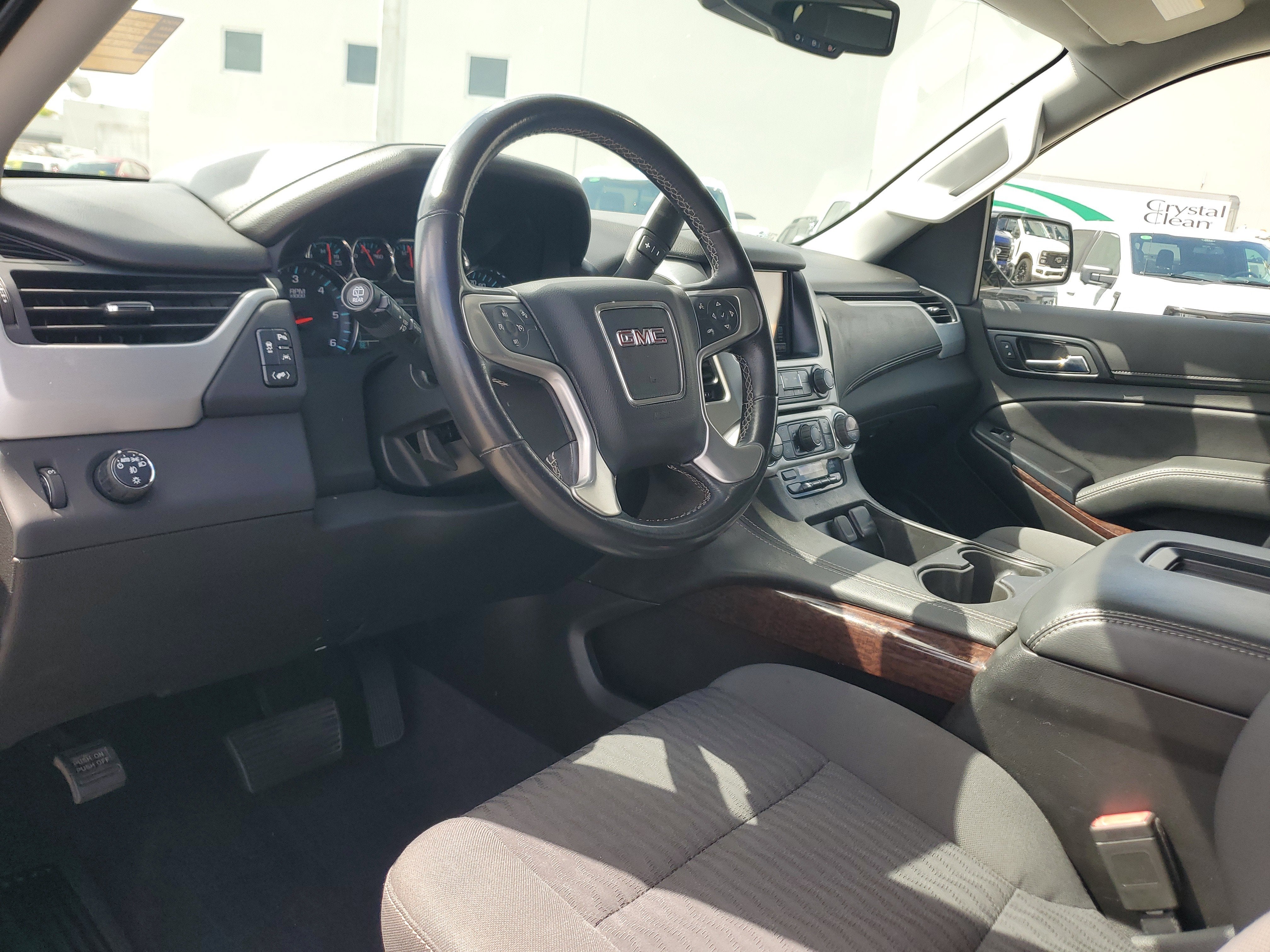 2020 GMC Yukon SLE