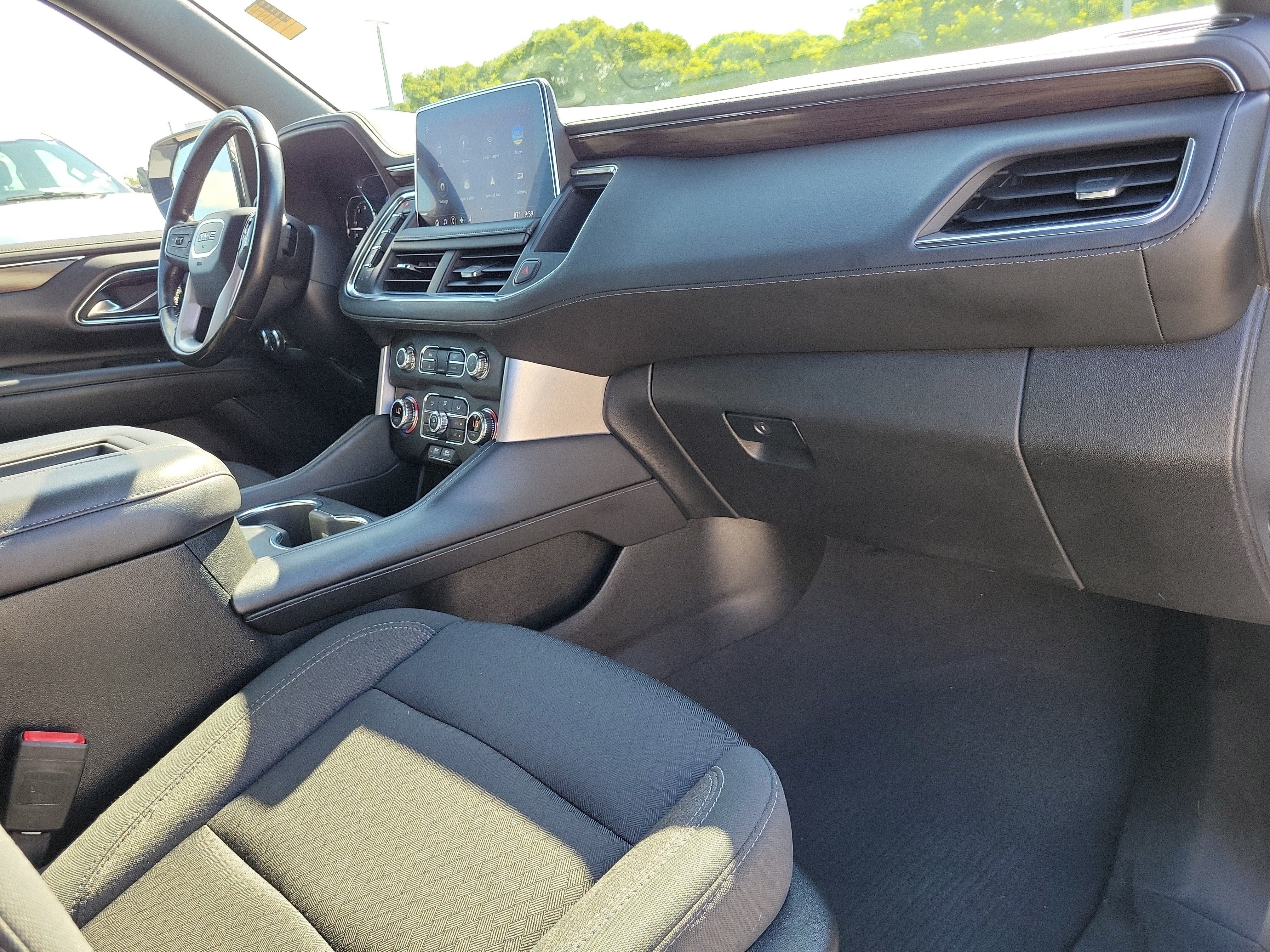 2021 GMC Yukon SLE