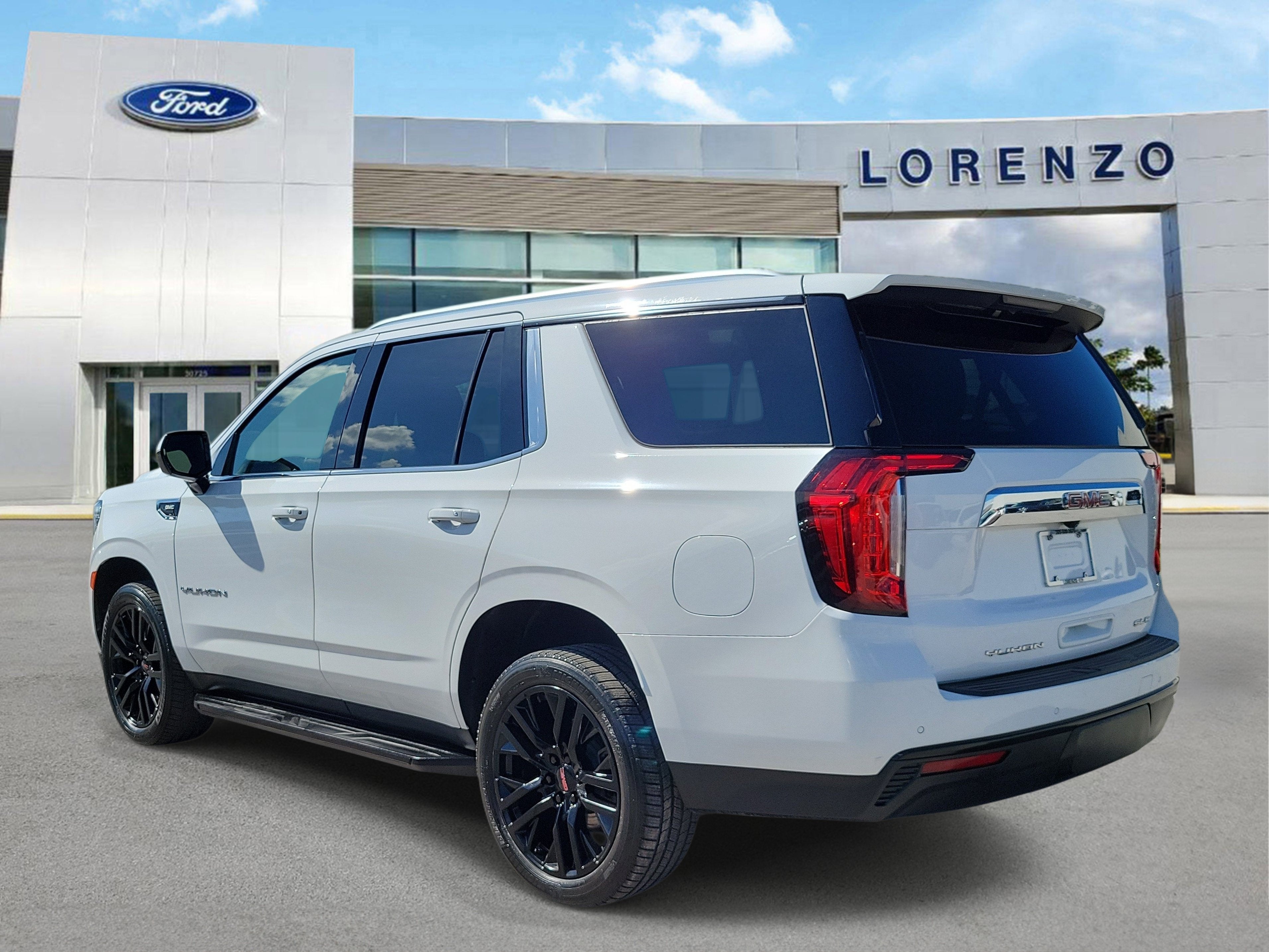 2021 GMC Yukon SLE