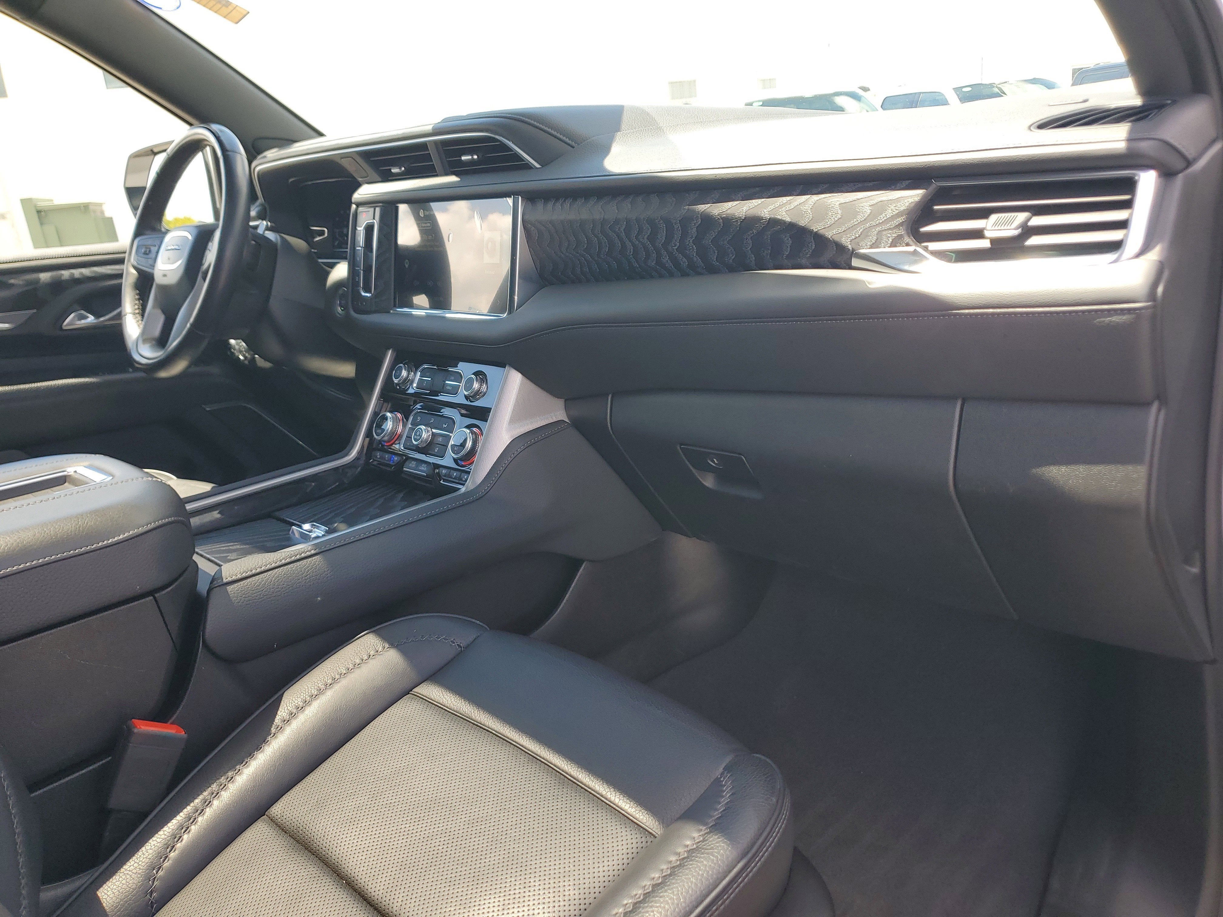 2023 GMC Yukon XL Denali 4WD