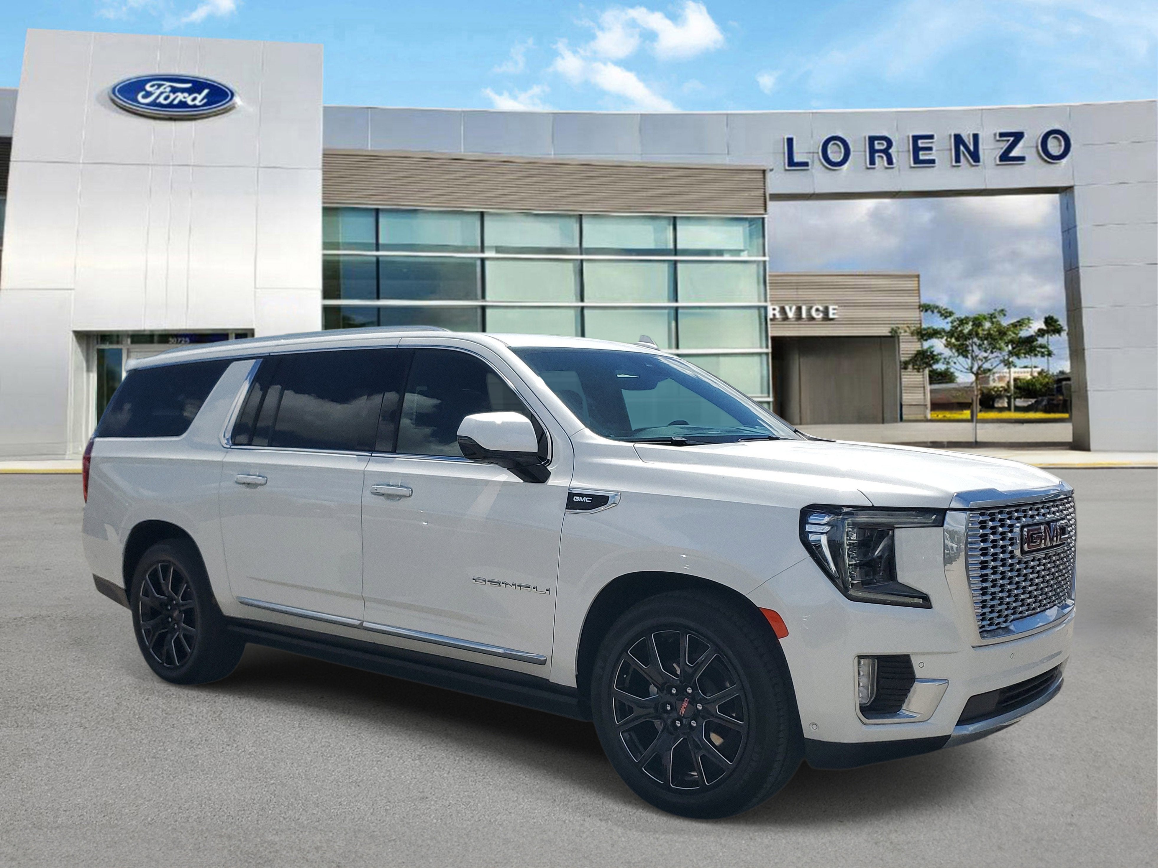 2023 GMC Yukon XL Denali 4WD