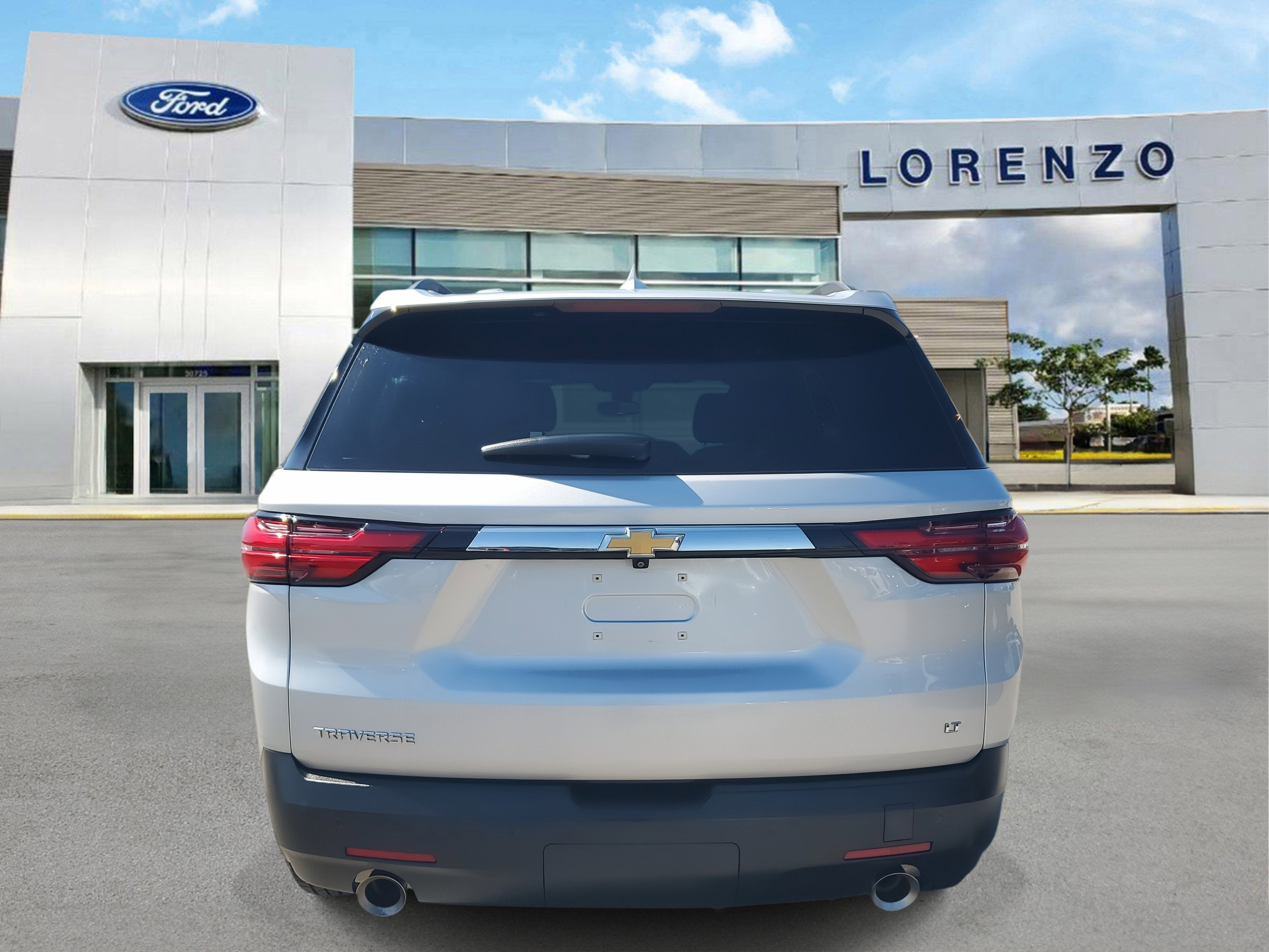 2022 Chevrolet Traverse LT Cloth