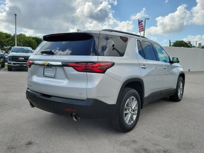 2022 Chevrolet Traverse LT Cloth