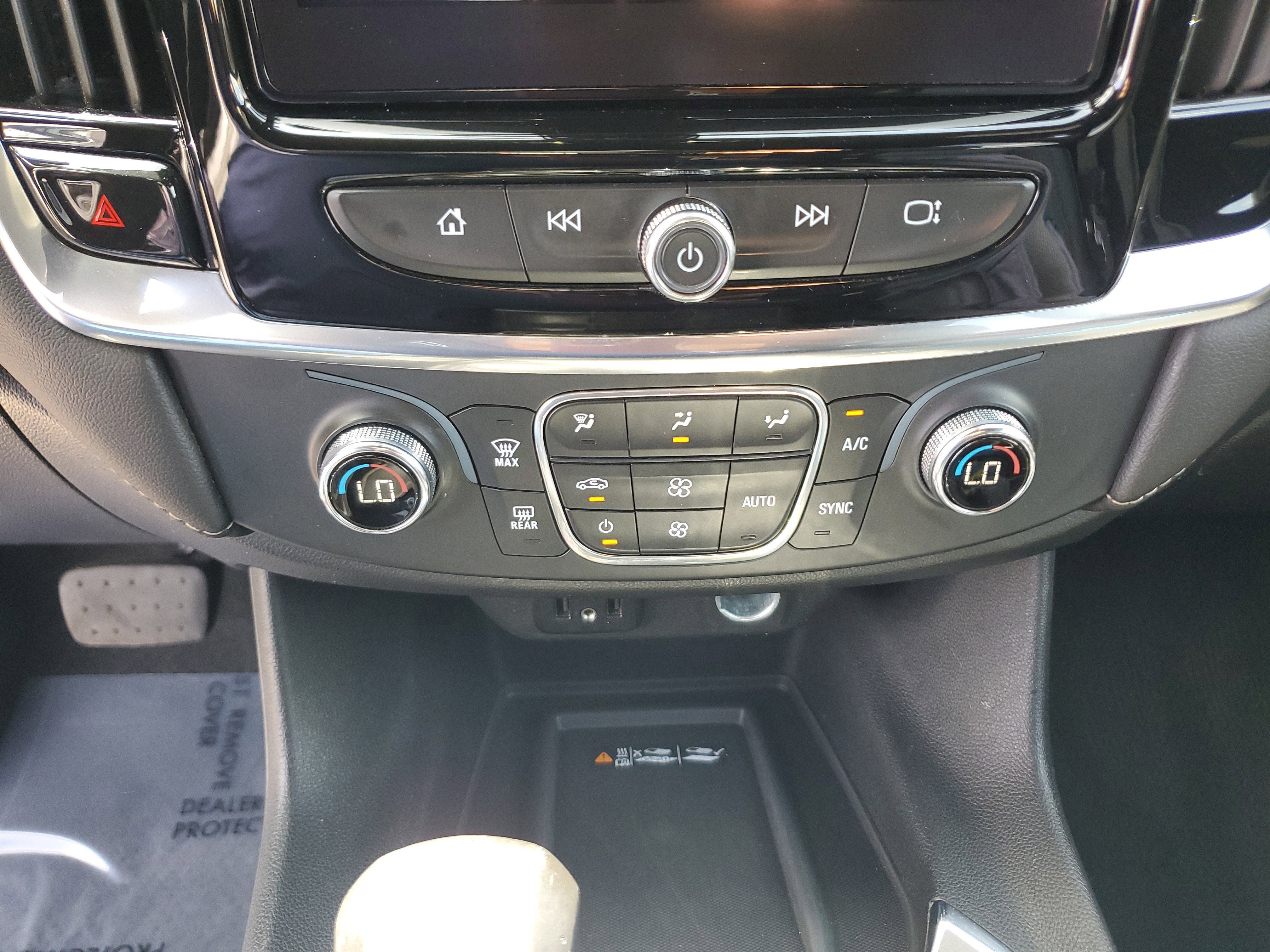 2022 Chevrolet Traverse LT Leather 4WD