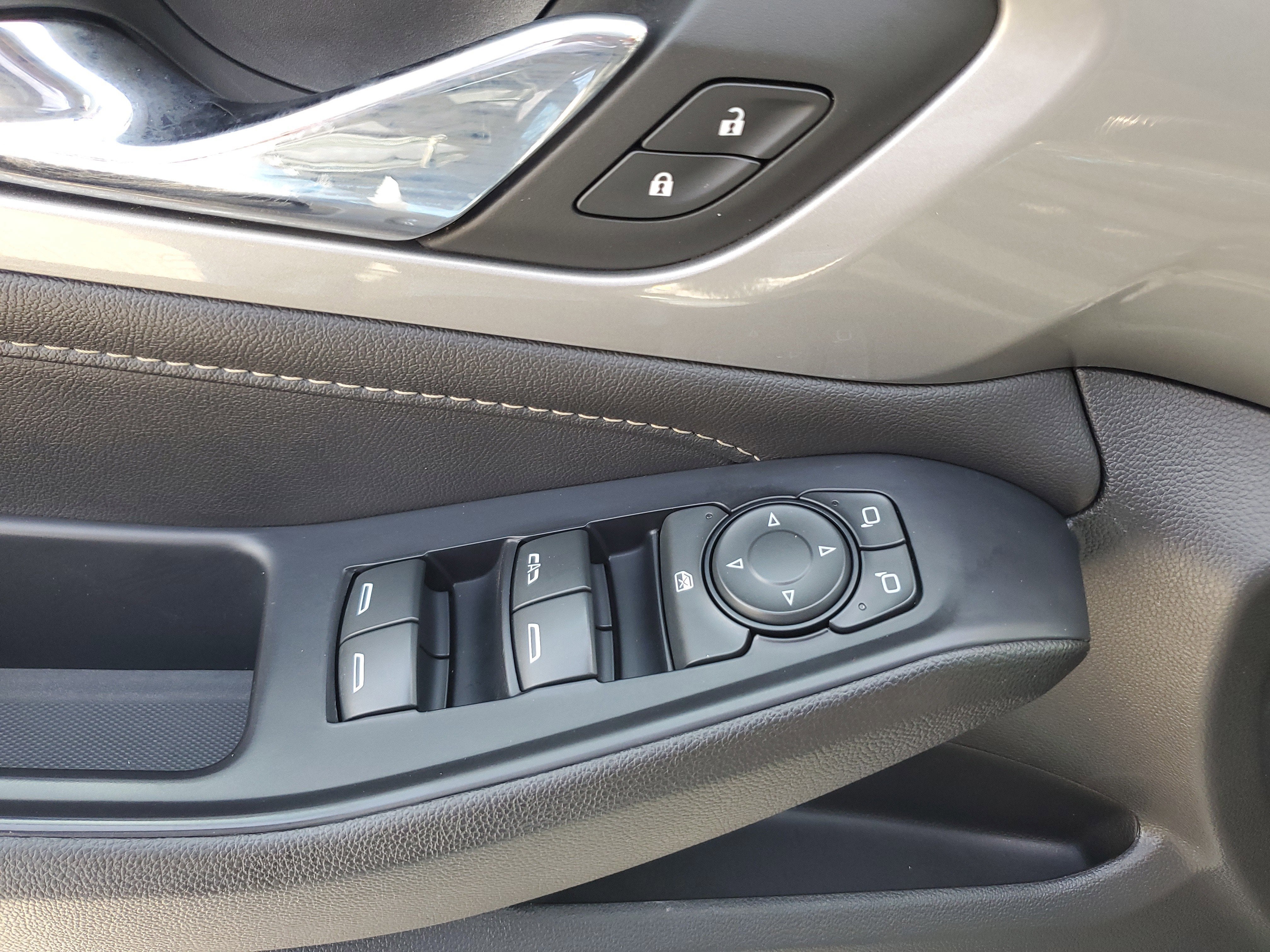 2022 Chevrolet Traverse LT Leather 4WD