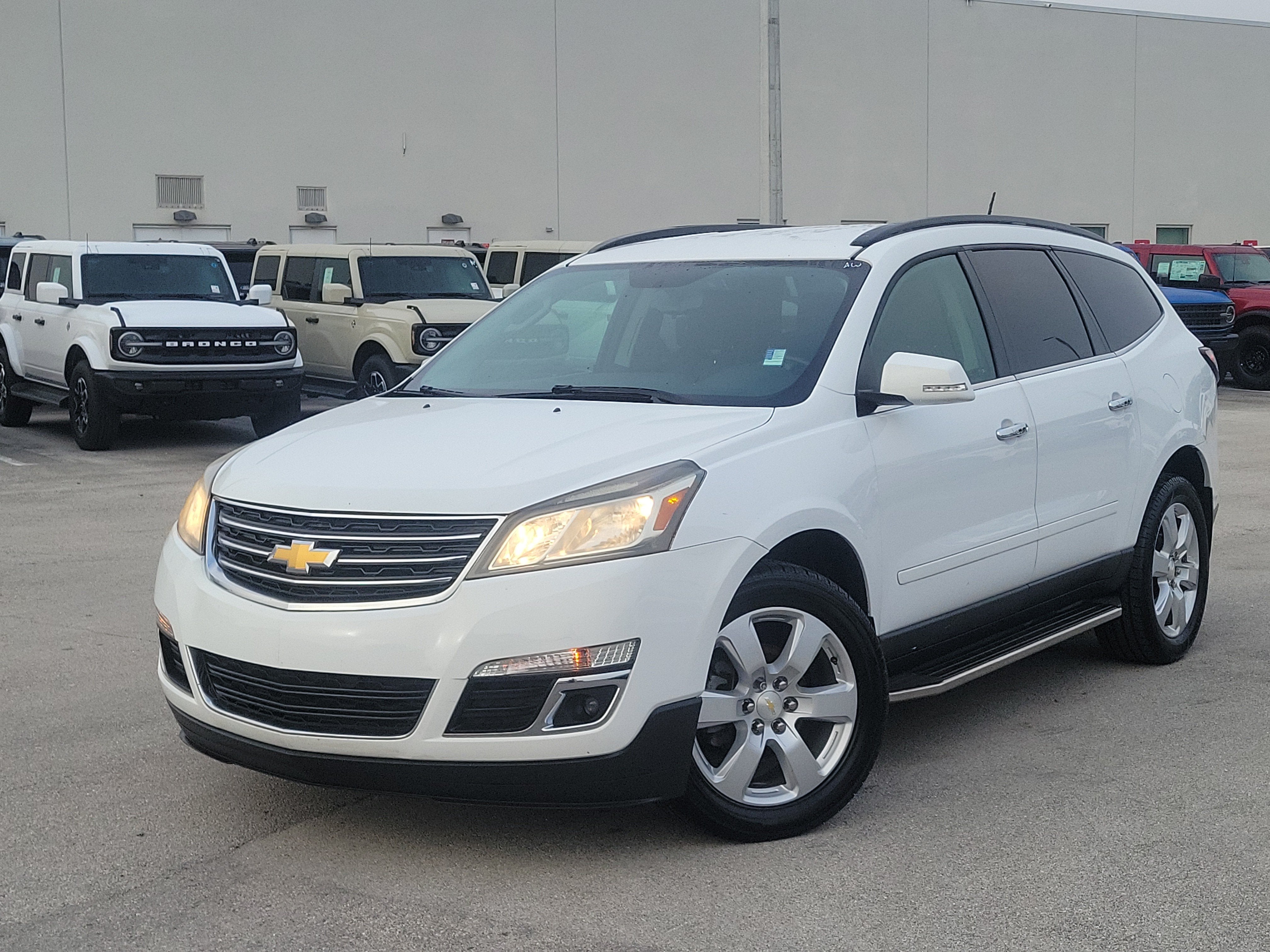 2017 Chevrolet Traverse LT