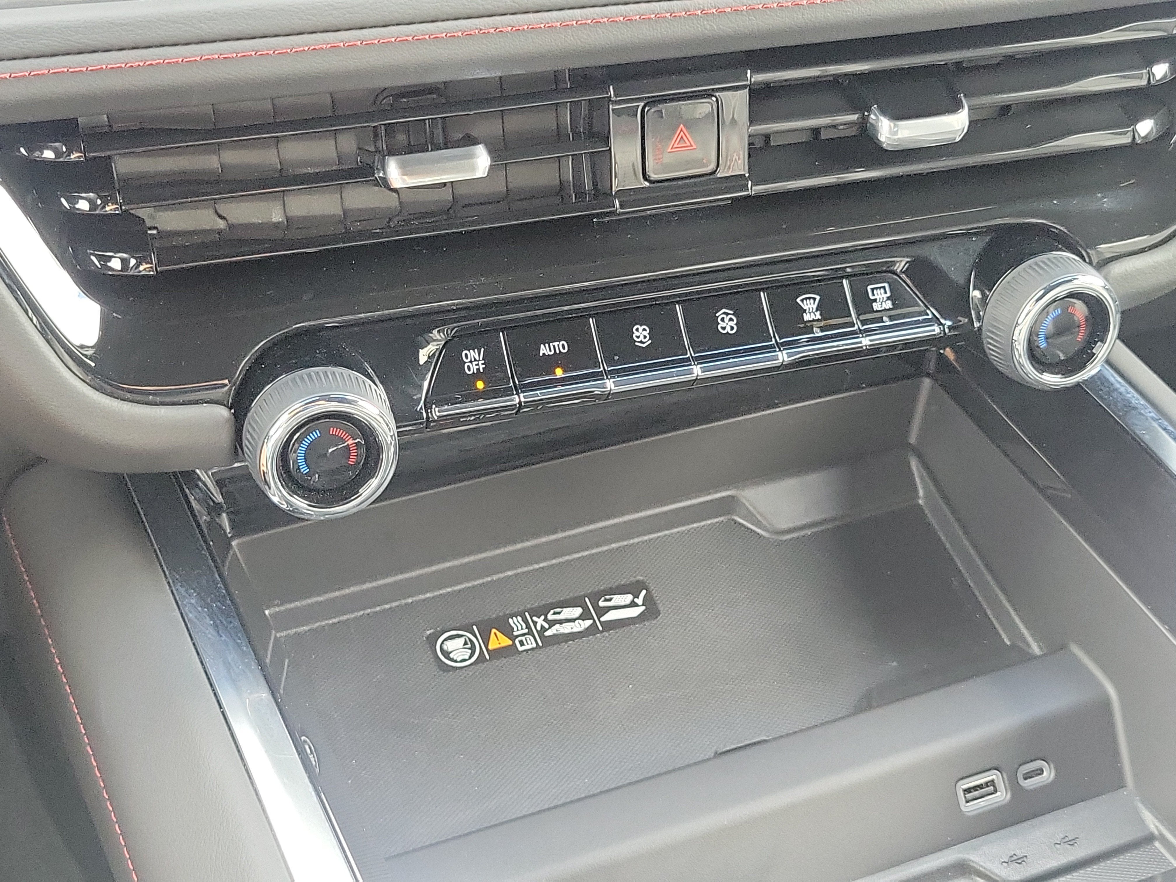 2025 Chevrolet Suburban RST Diesel