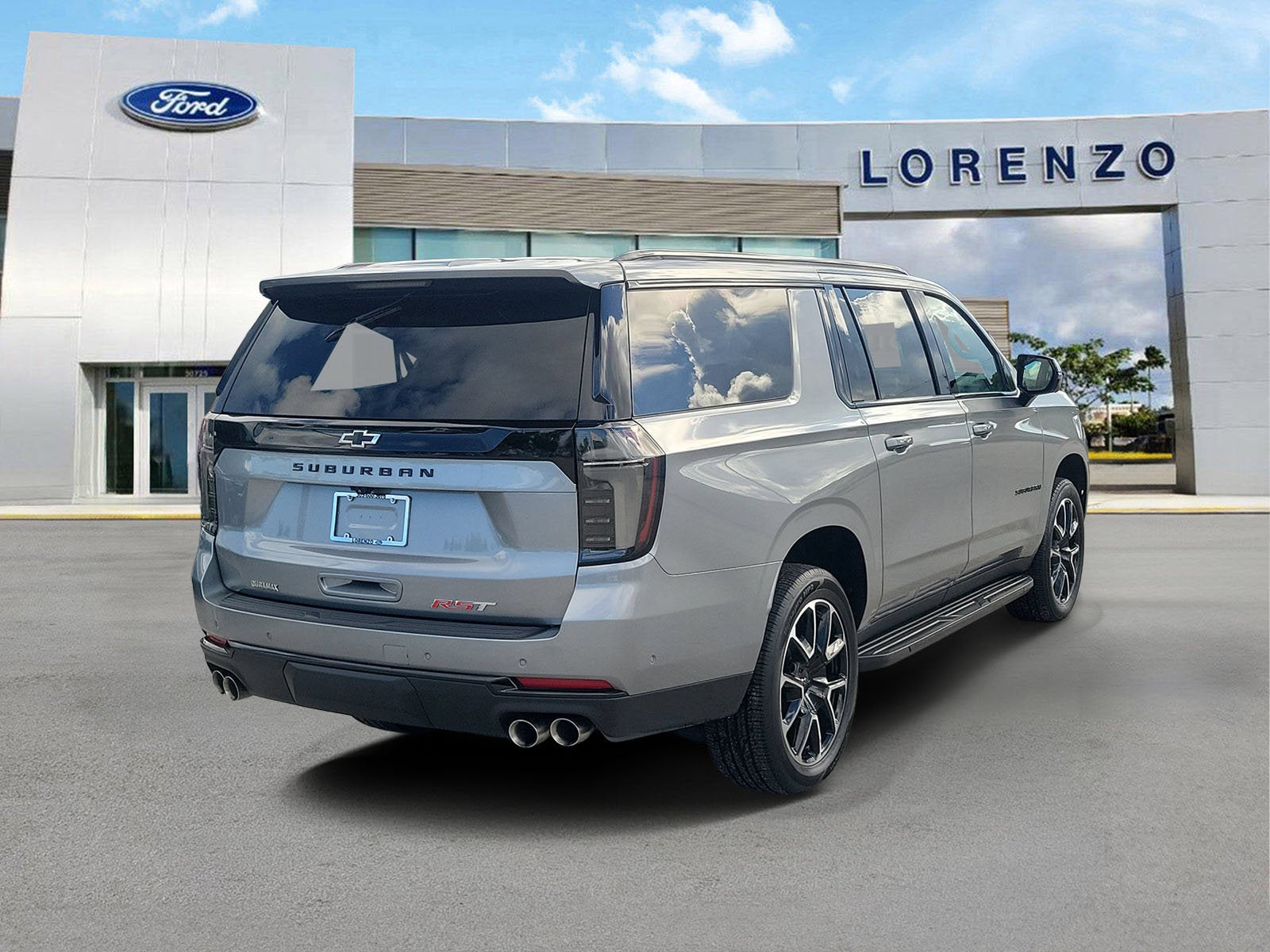2025 Chevrolet Suburban RST Diesel