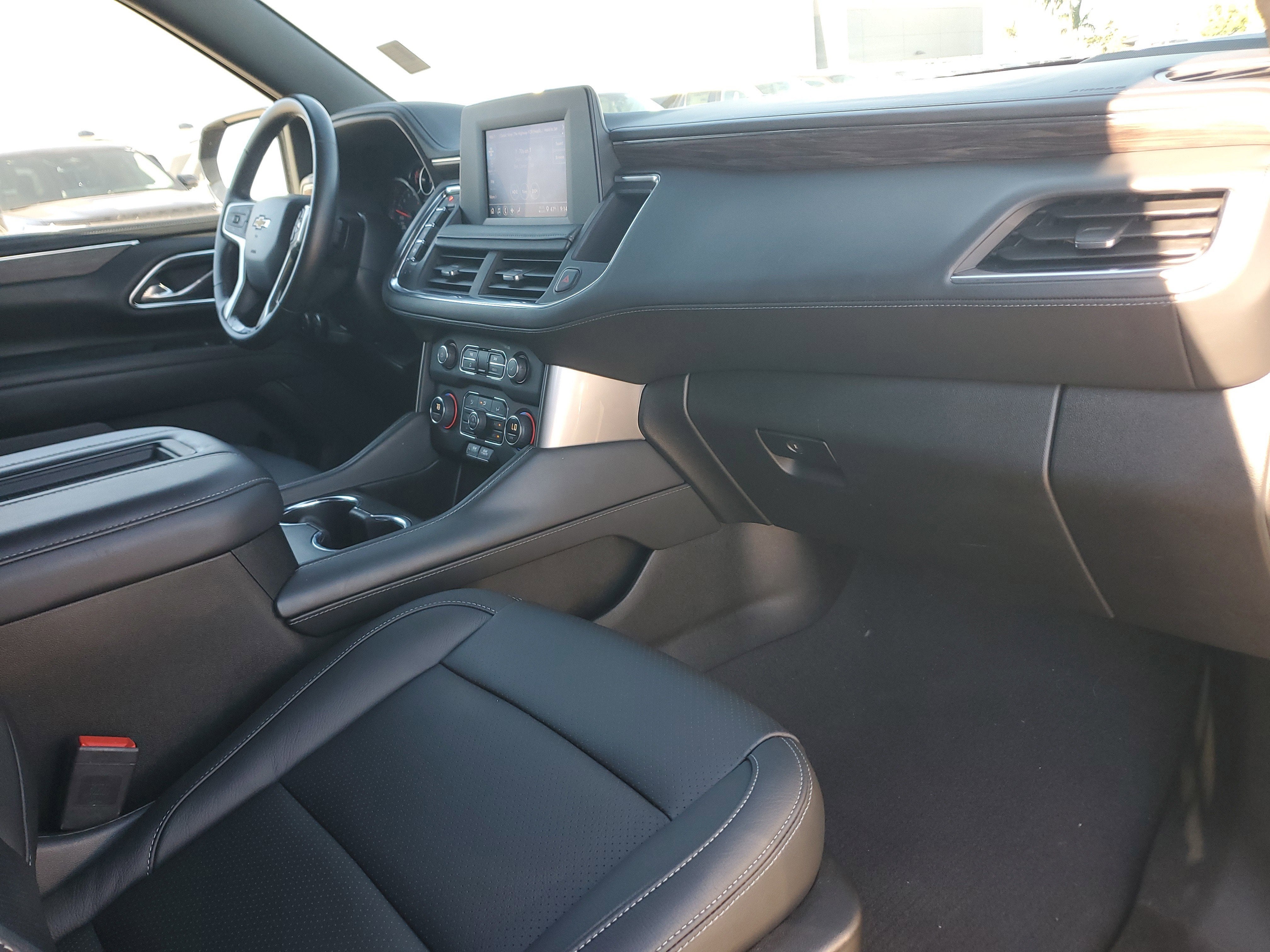 2023 Chevrolet Suburban LS