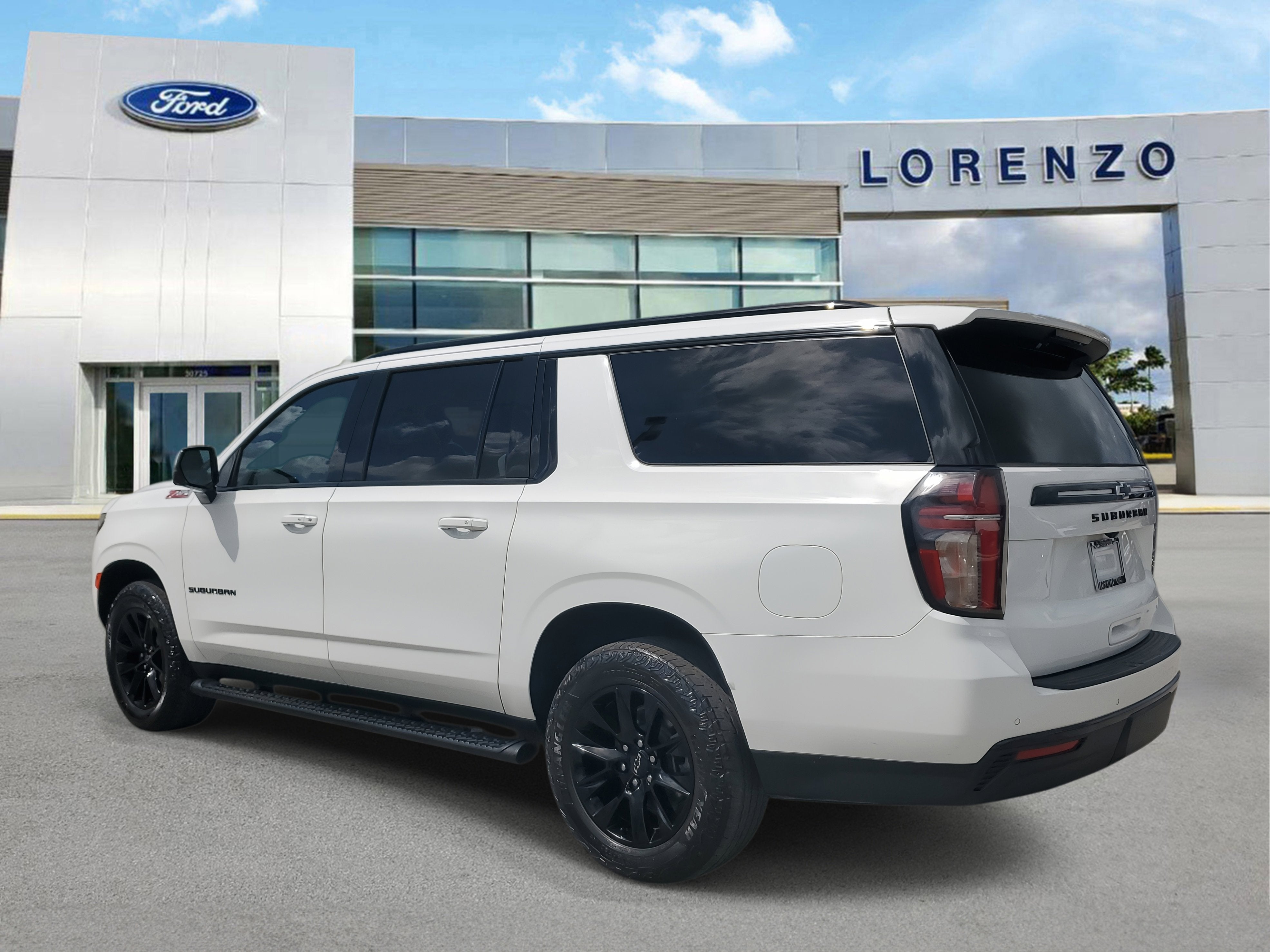 2023 Chevrolet Suburban Z71 4WD