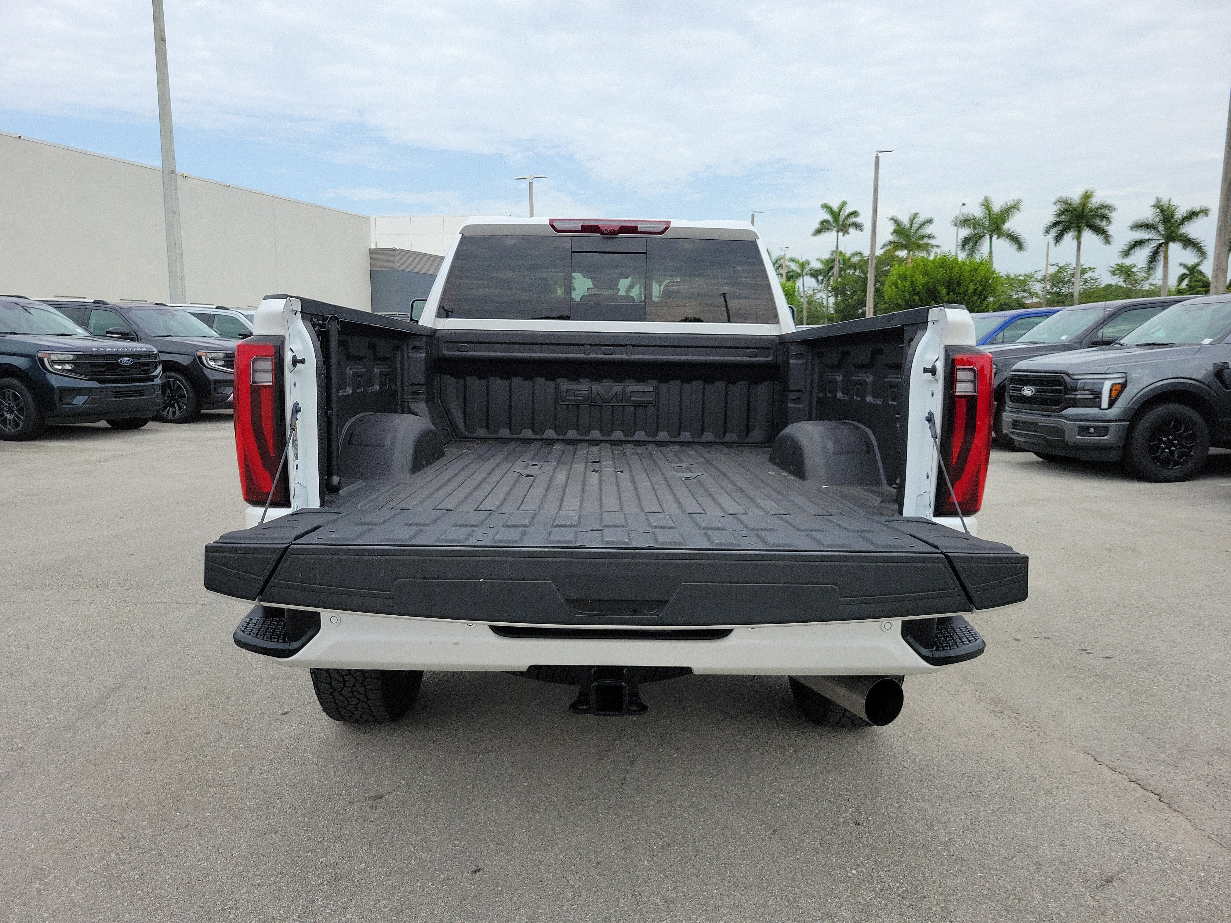 2025 GMC Sierra 2500HD Denali Ultimate