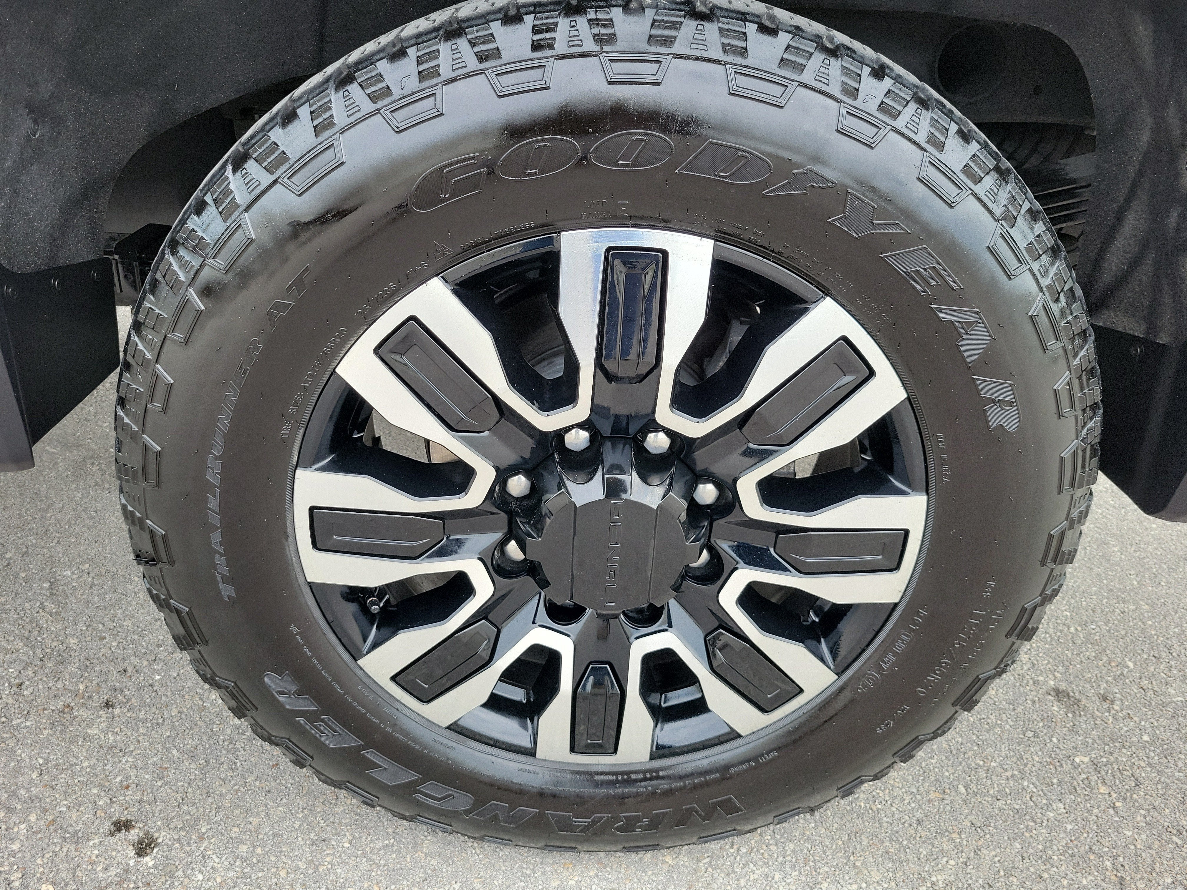 2025 GMC Sierra 2500HD Denali Ultimate