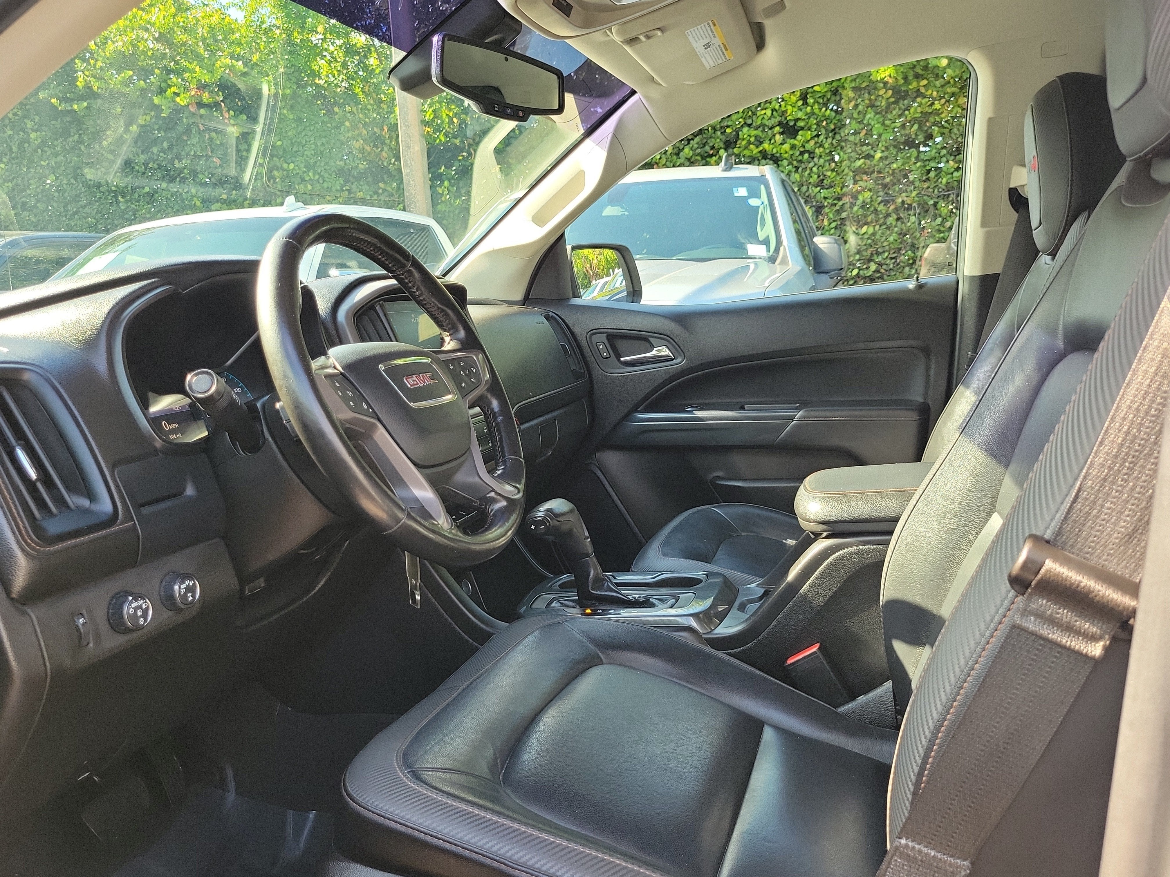 2021 GMC Canyon 4WD AT4 w/Leather
