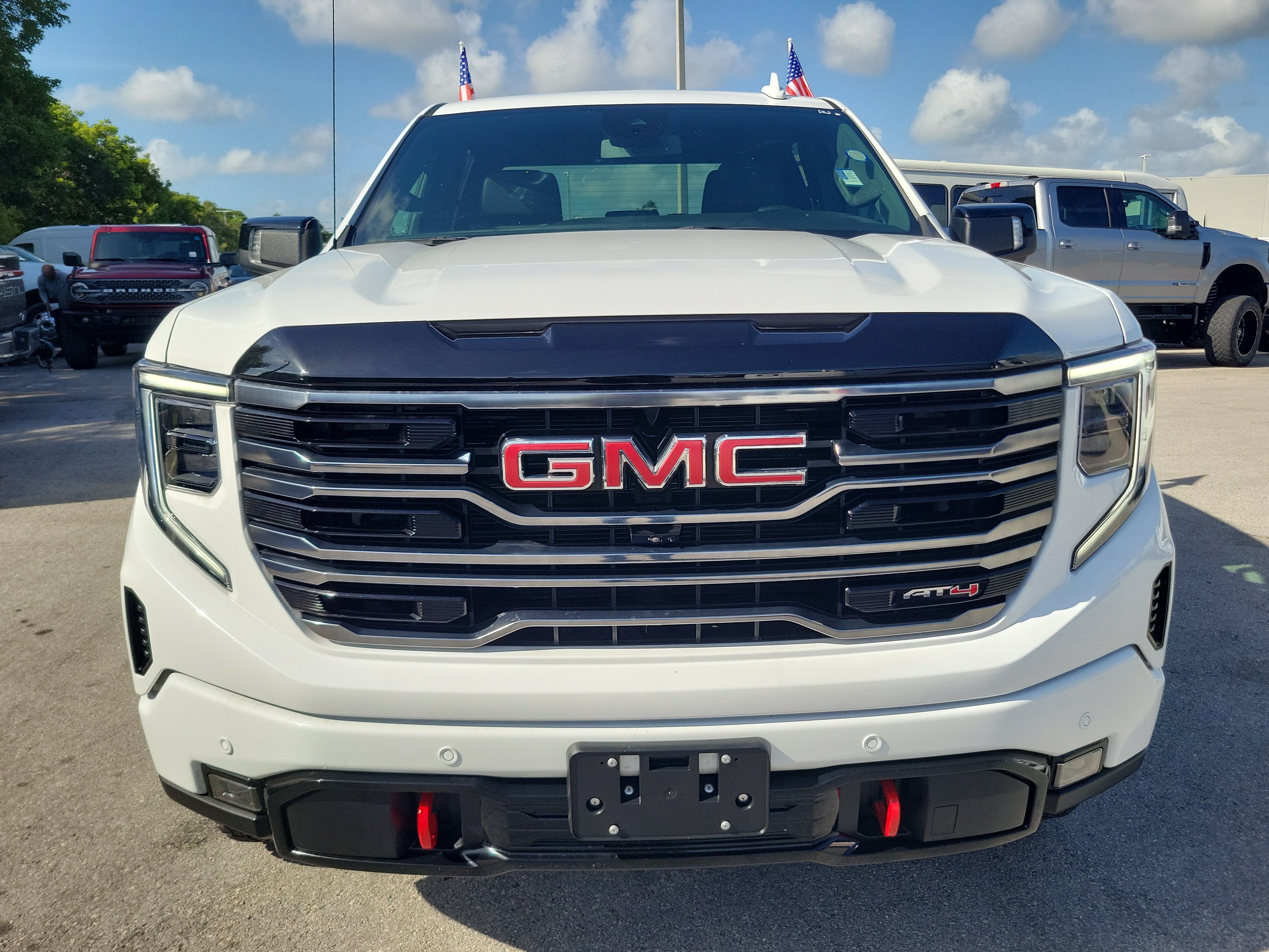 2025 GMC Sierra 1500 AT4 4WD