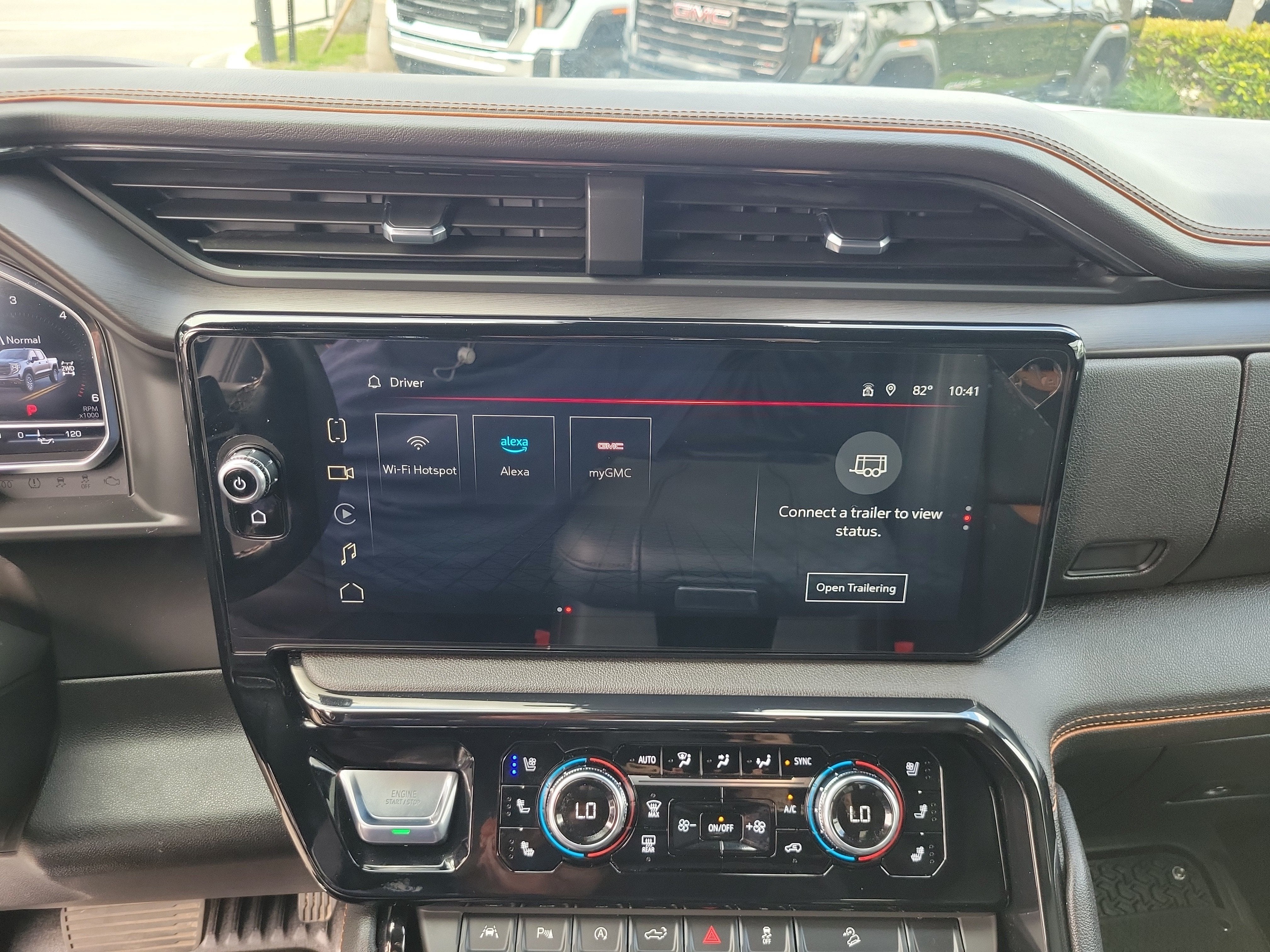 2025 GMC Sierra 1500 AT4 4WD