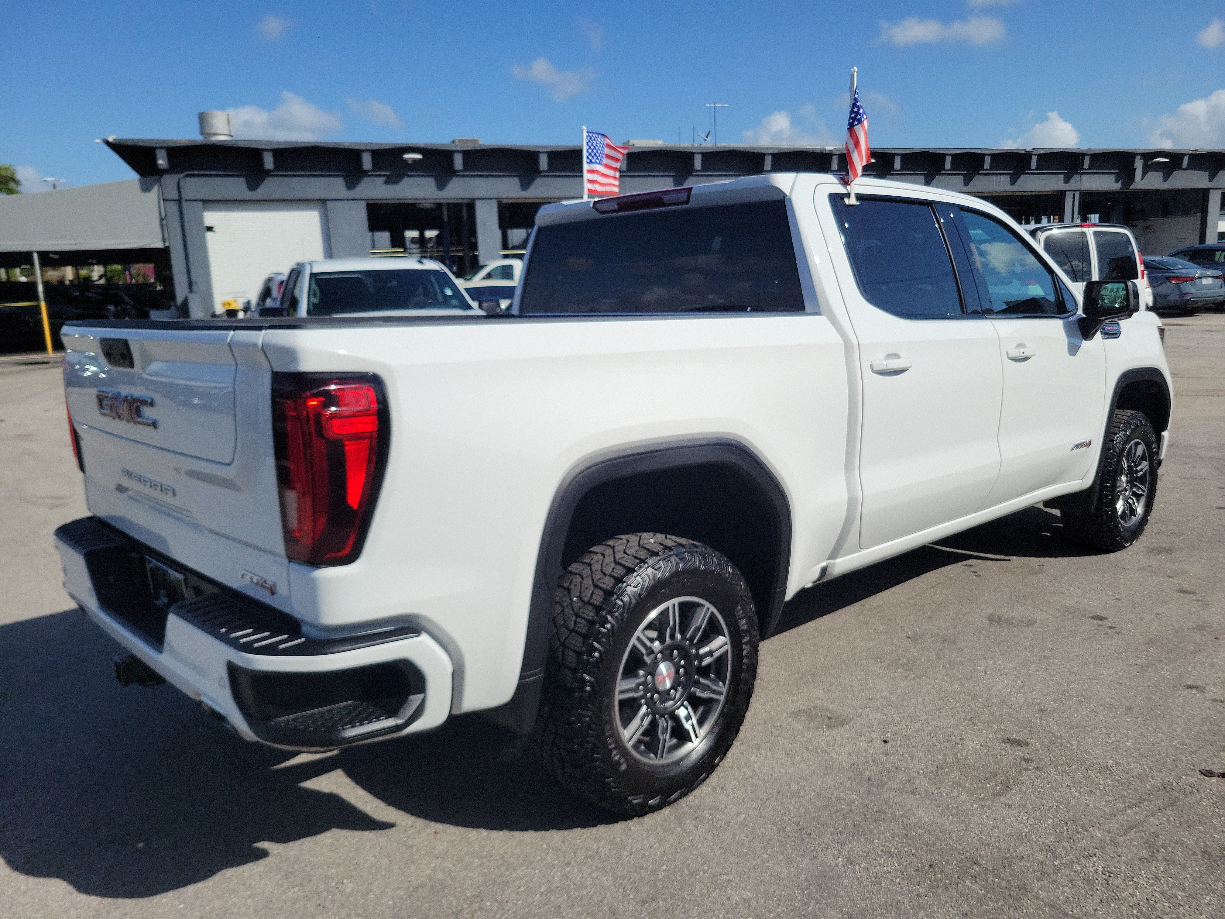 2025 GMC Sierra 1500 AT4 4WD