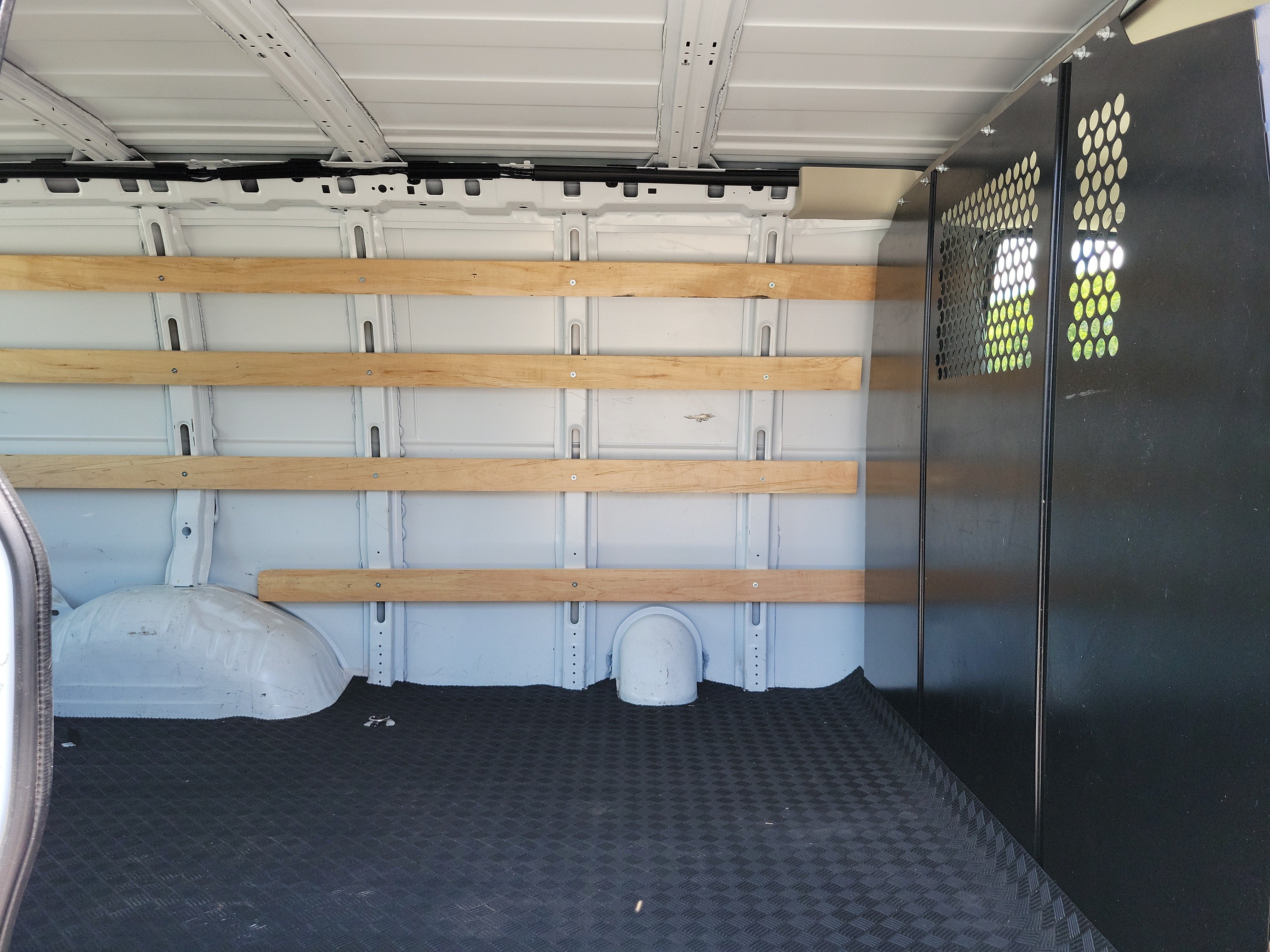 2024 GMC Savana Cargo Van Work Van