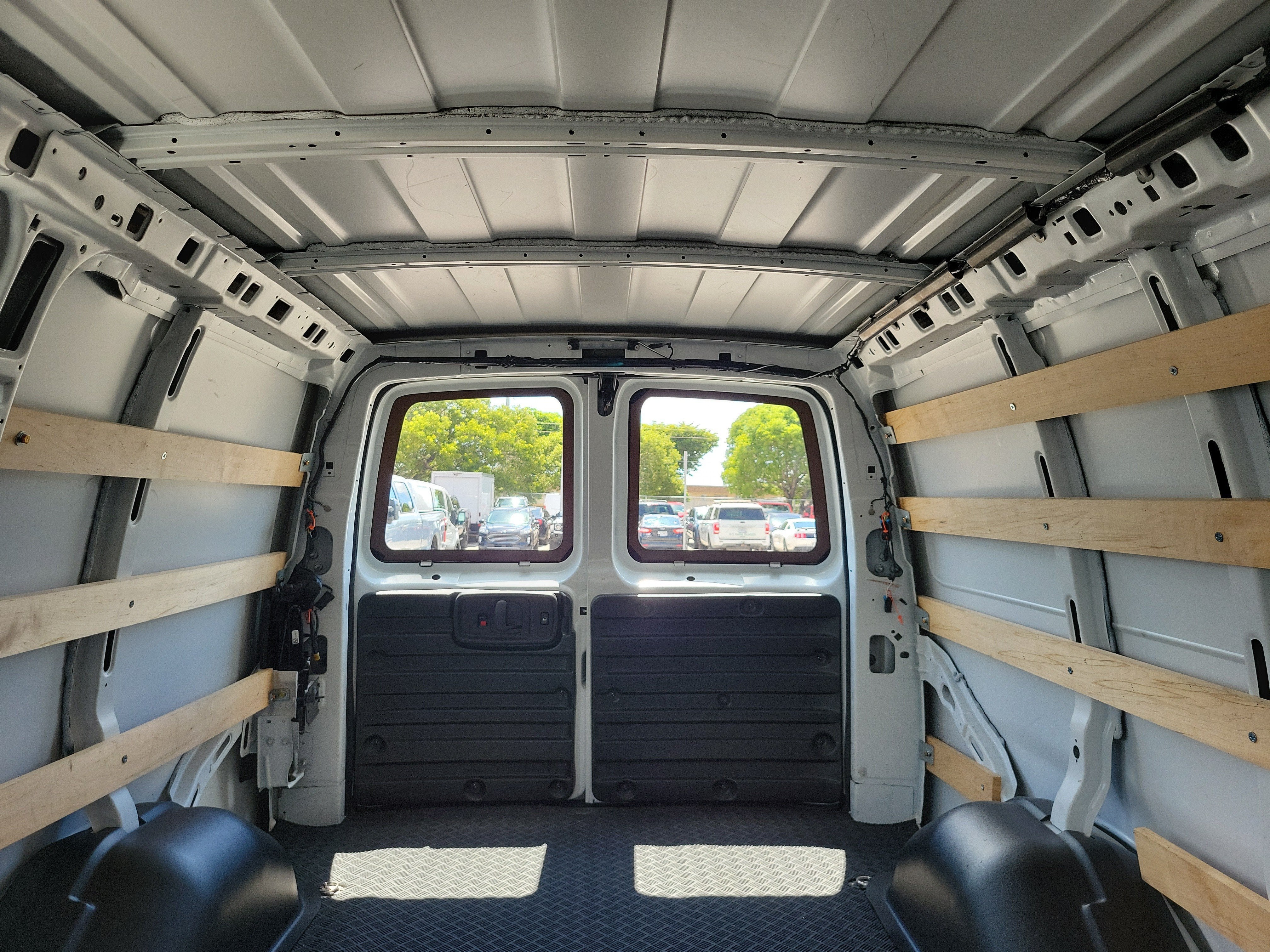 2024 GMC Savana Cargo Van Work Van