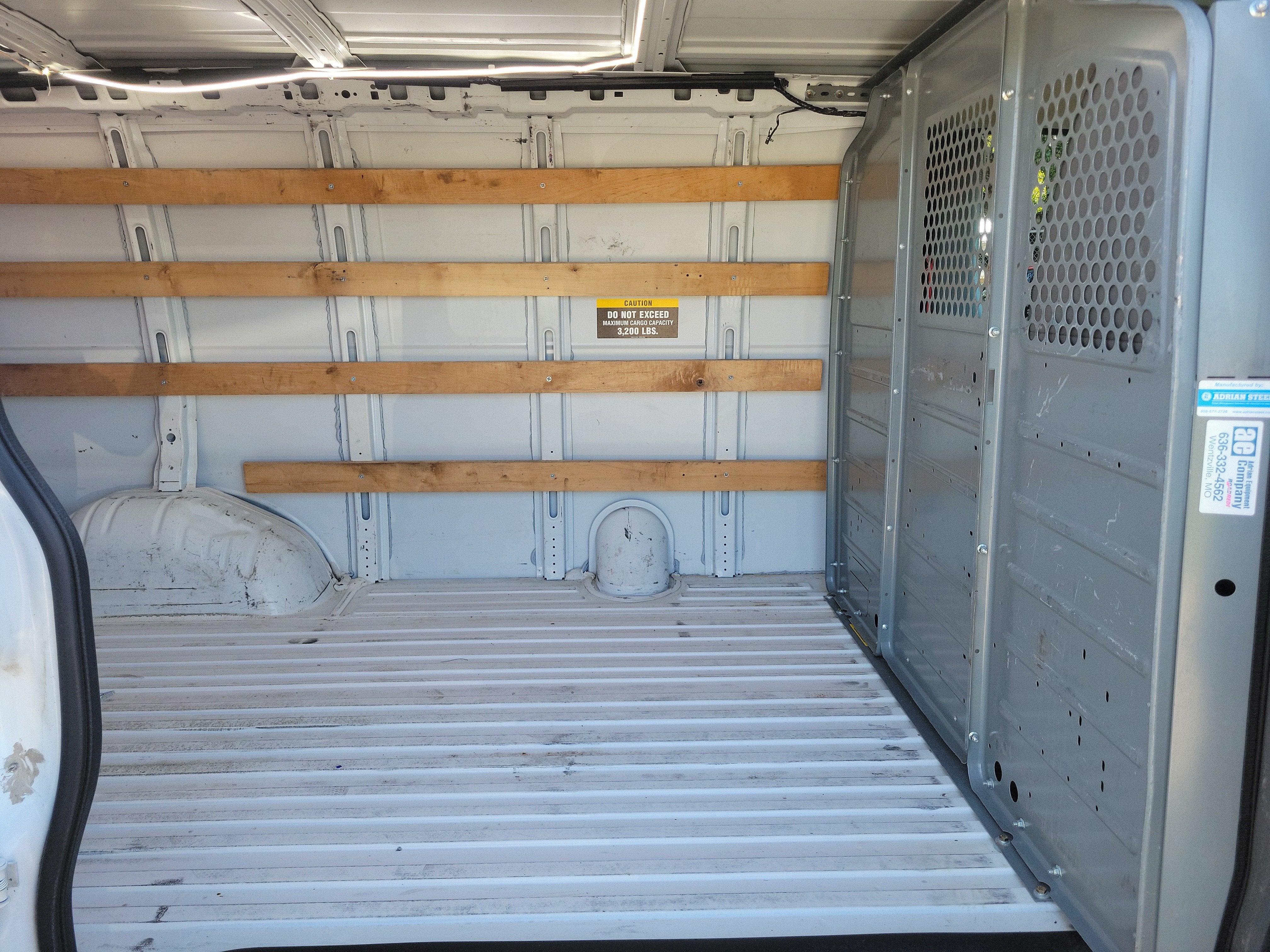 2014 GMC Savana Cargo Van Work Van