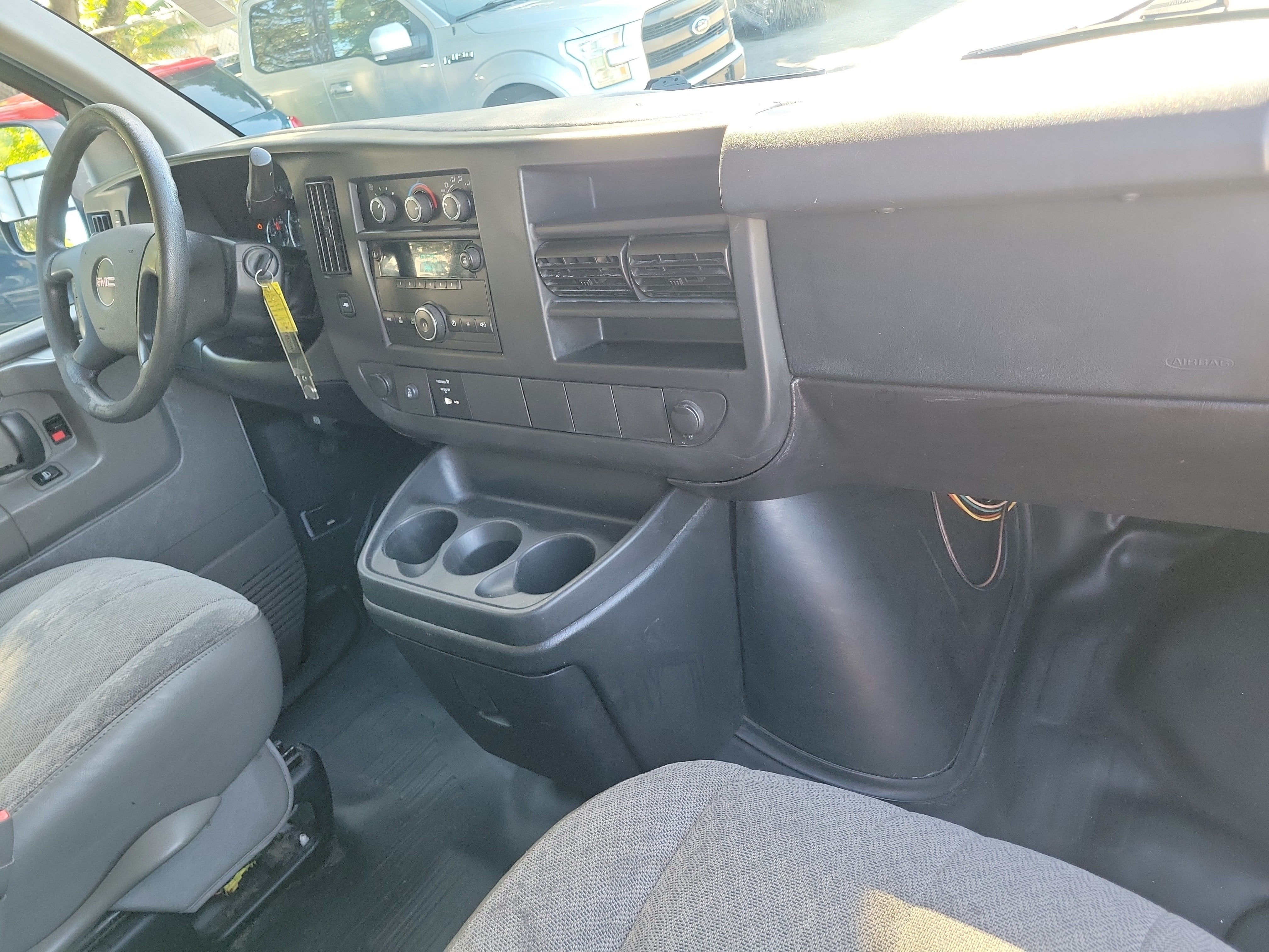 2014 GMC Savana Cargo Van Work Van
