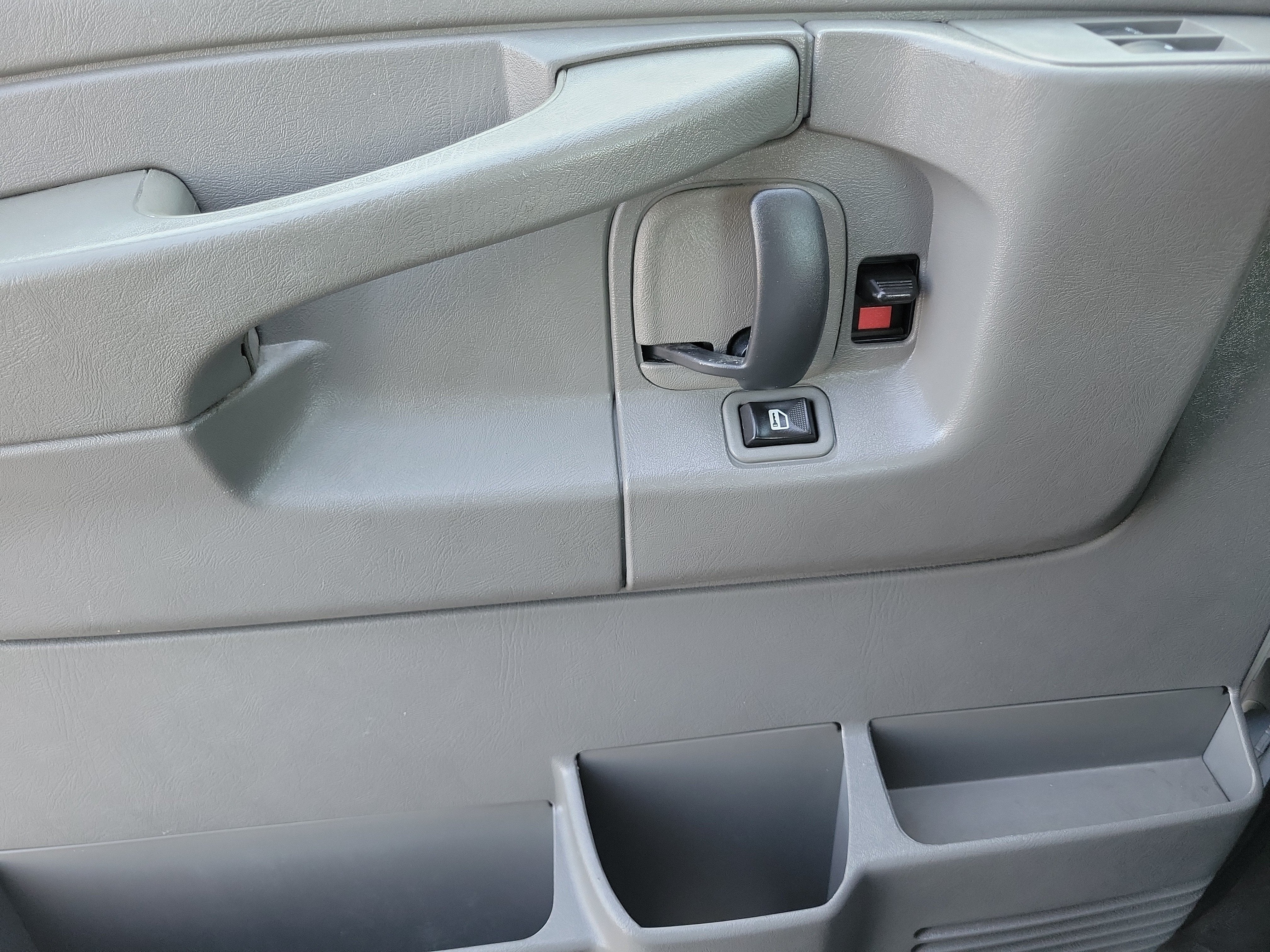 2014 GMC Savana Cargo Van Work Van
