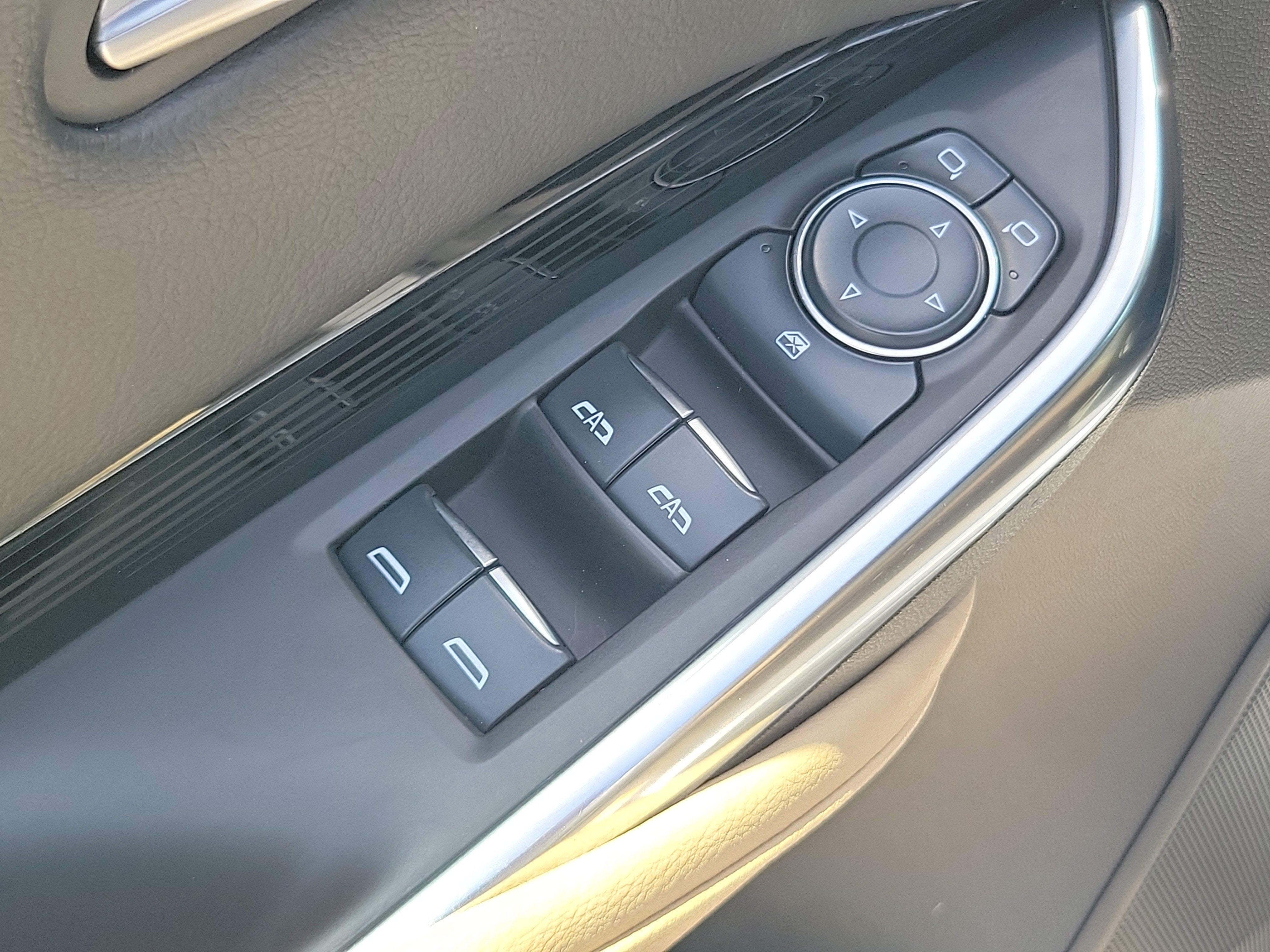 2024 Cadillac XT4 FWD Luxury