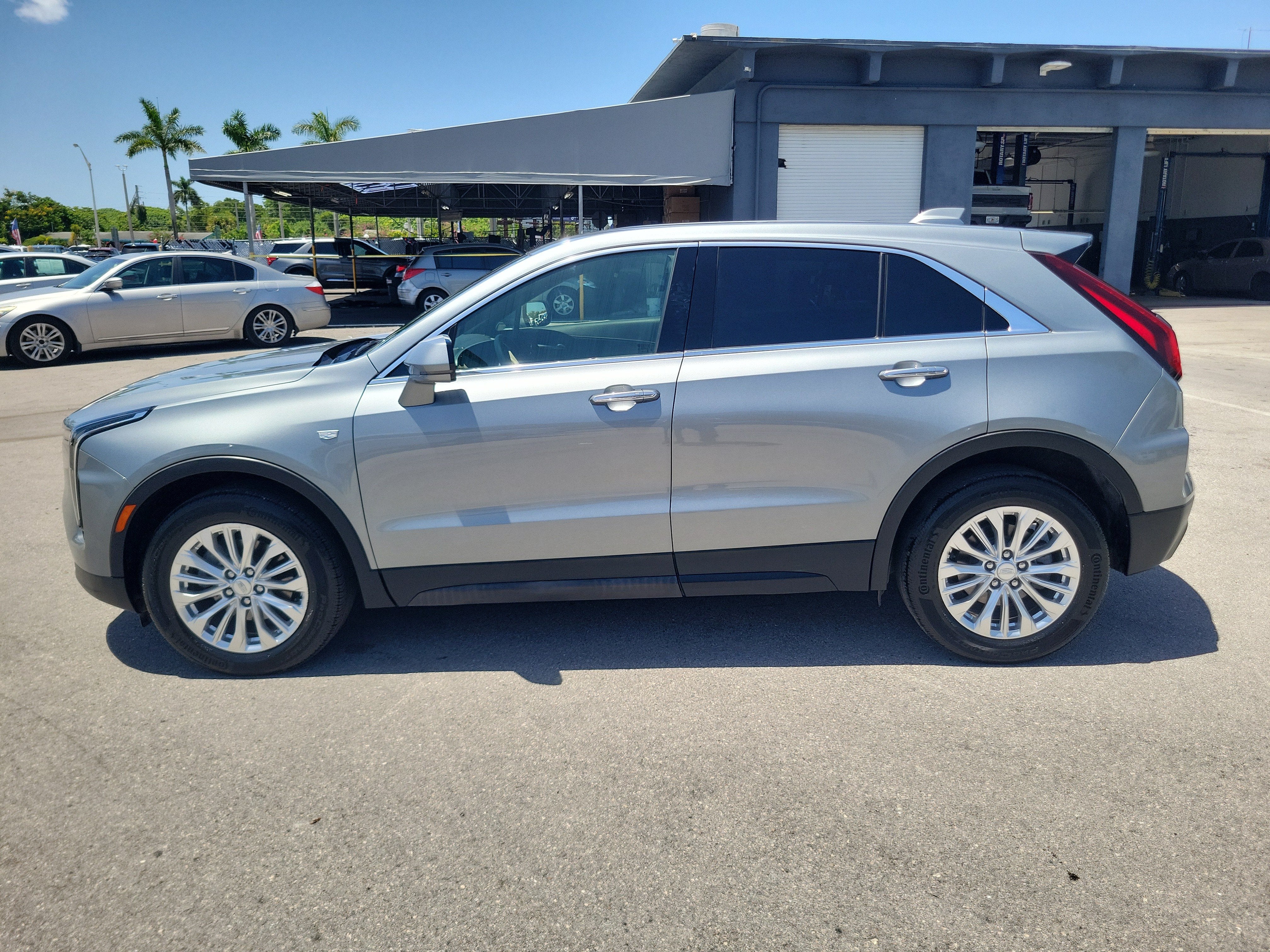 2024 Cadillac XT4 FWD Luxury