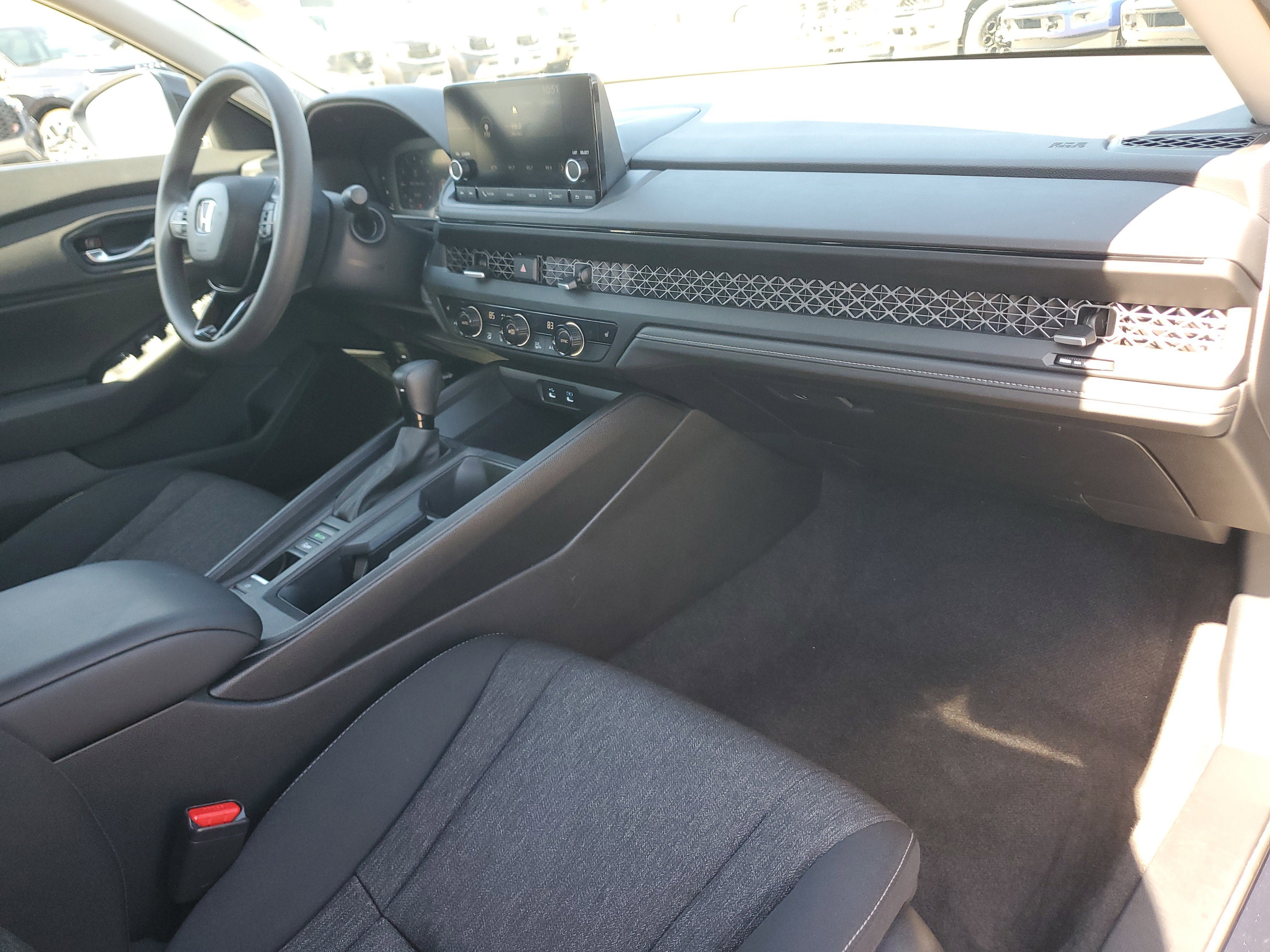 2025 Honda Accord Sedan SE