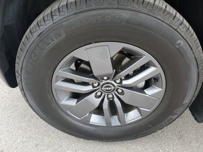 2025 Nissan Frontier SV