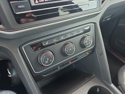 2022 Volkswagen Atlas Cross Sport 2.0T SE