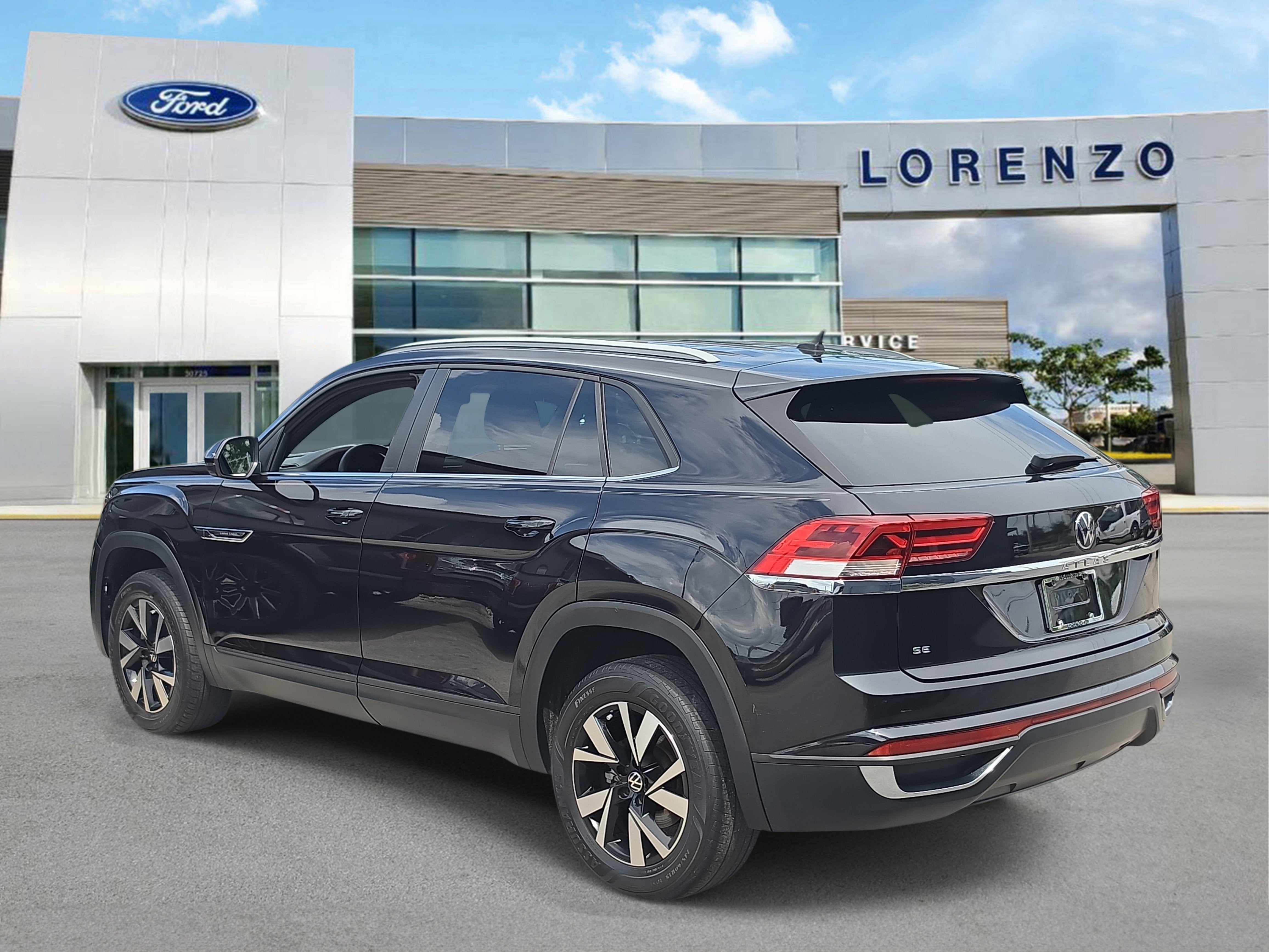 2022 Volkswagen Atlas Cross Sport 2.0T SE