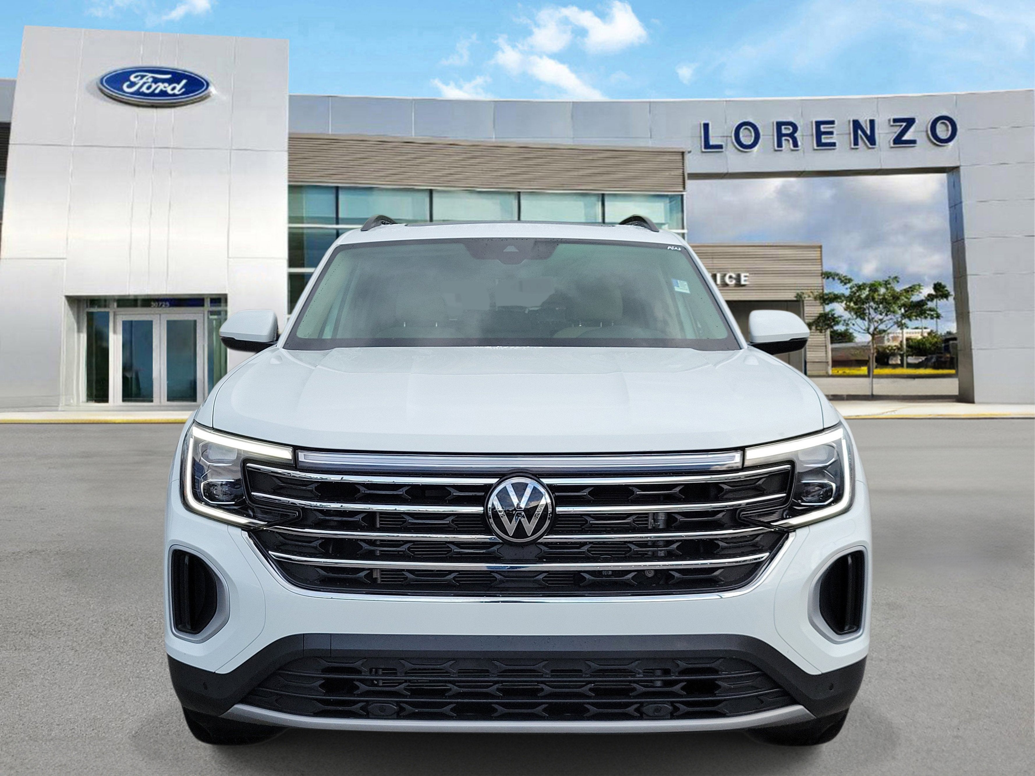 2025 Volkswagen Atlas 2.0T SE w/Technology