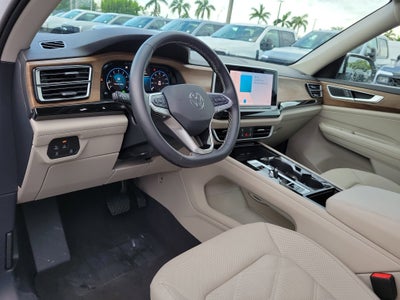 2025 Volkswagen Atlas 2.0T SE w/Technology