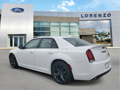 2021 Chrysler 300 300S