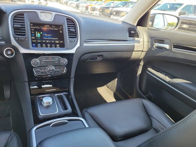 2023 Chrysler 300 Touring L