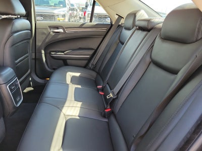 2023 Chrysler 300 Touring L