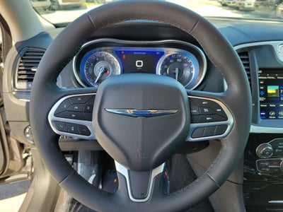 2023 Chrysler 300 Touring L