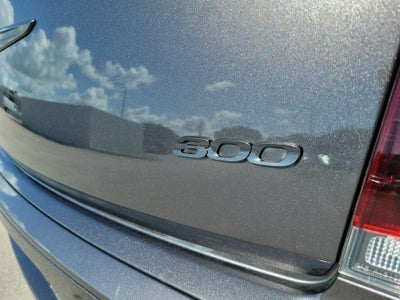 2023 Chrysler 300 Touring L